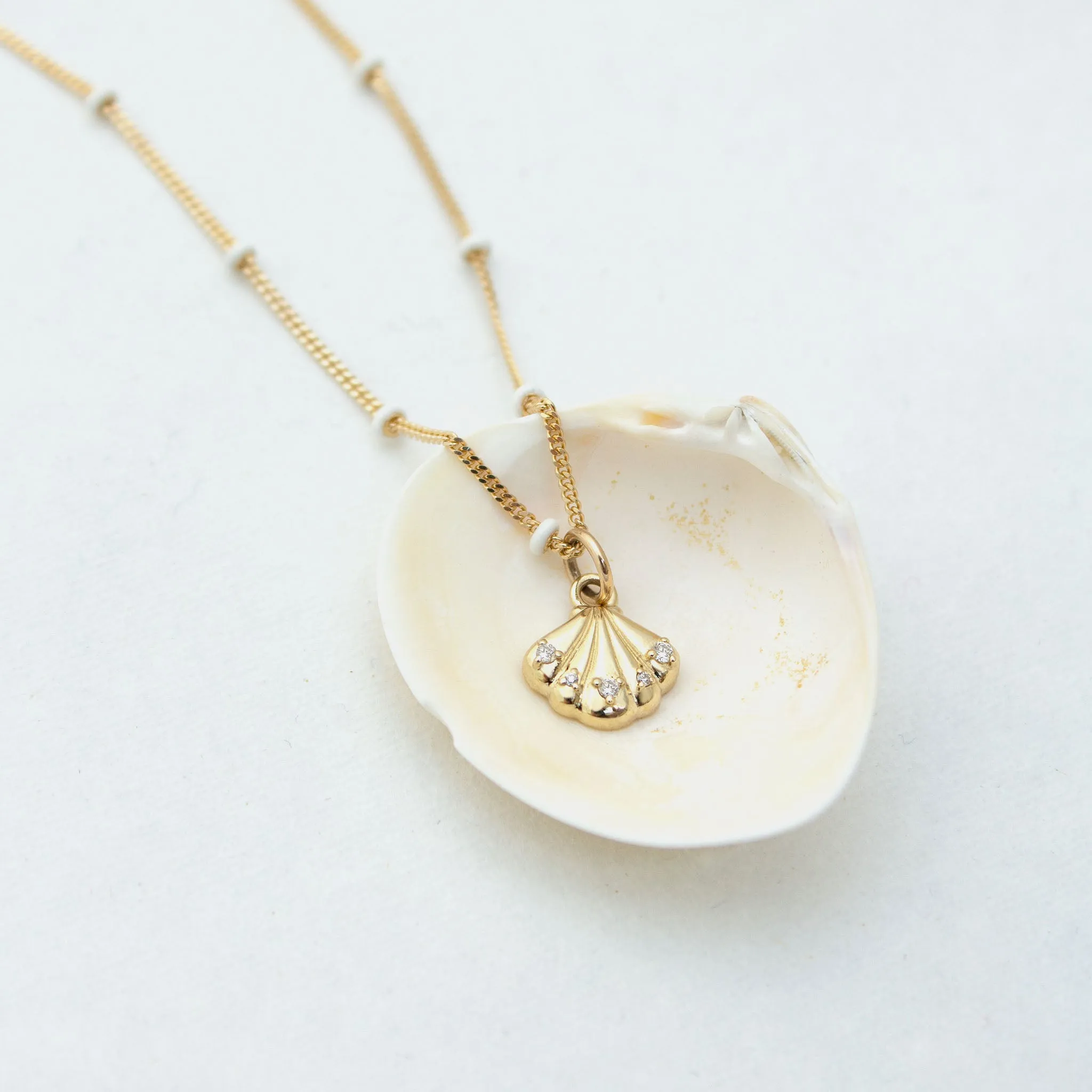 14k Gold & Diamond Seashell White Enamel Satellite Chain Necklace sold by Zoe Chicco product image thumbnail 2