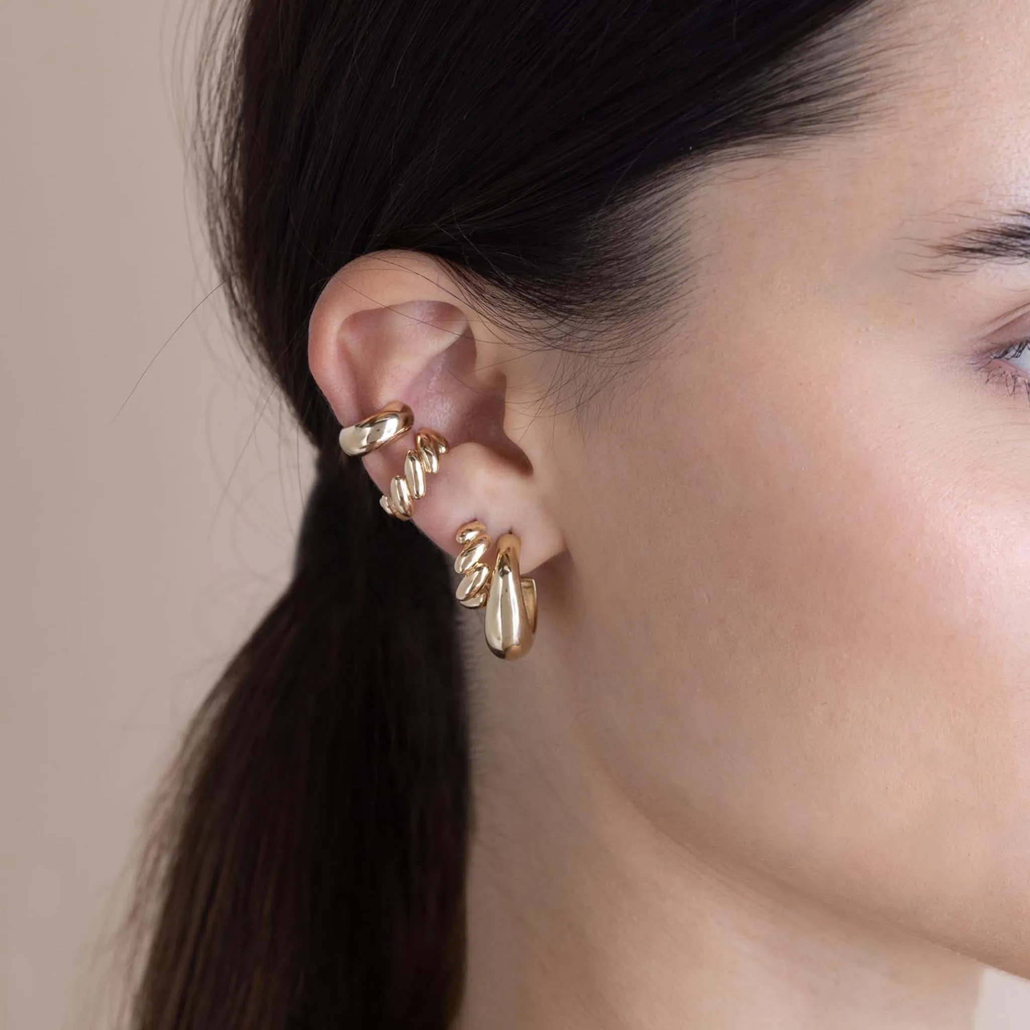 14k Gold San Marco Ear Cuff sold by Zoe Chicco product image thumbnail 2