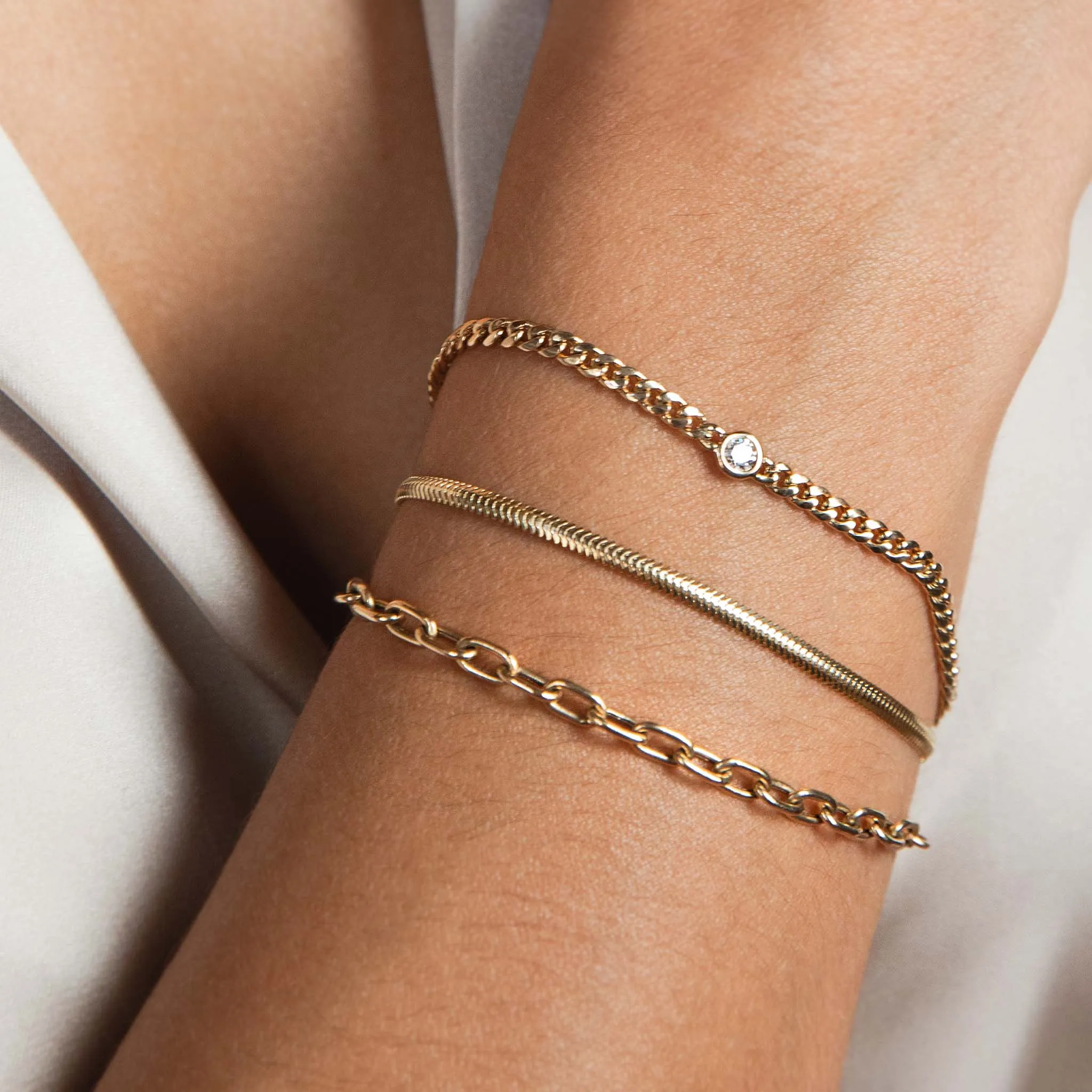 14k Small Curb Chain Bracelet with Floating Diamond sold by Zoe Chicco product image thumbnail 2