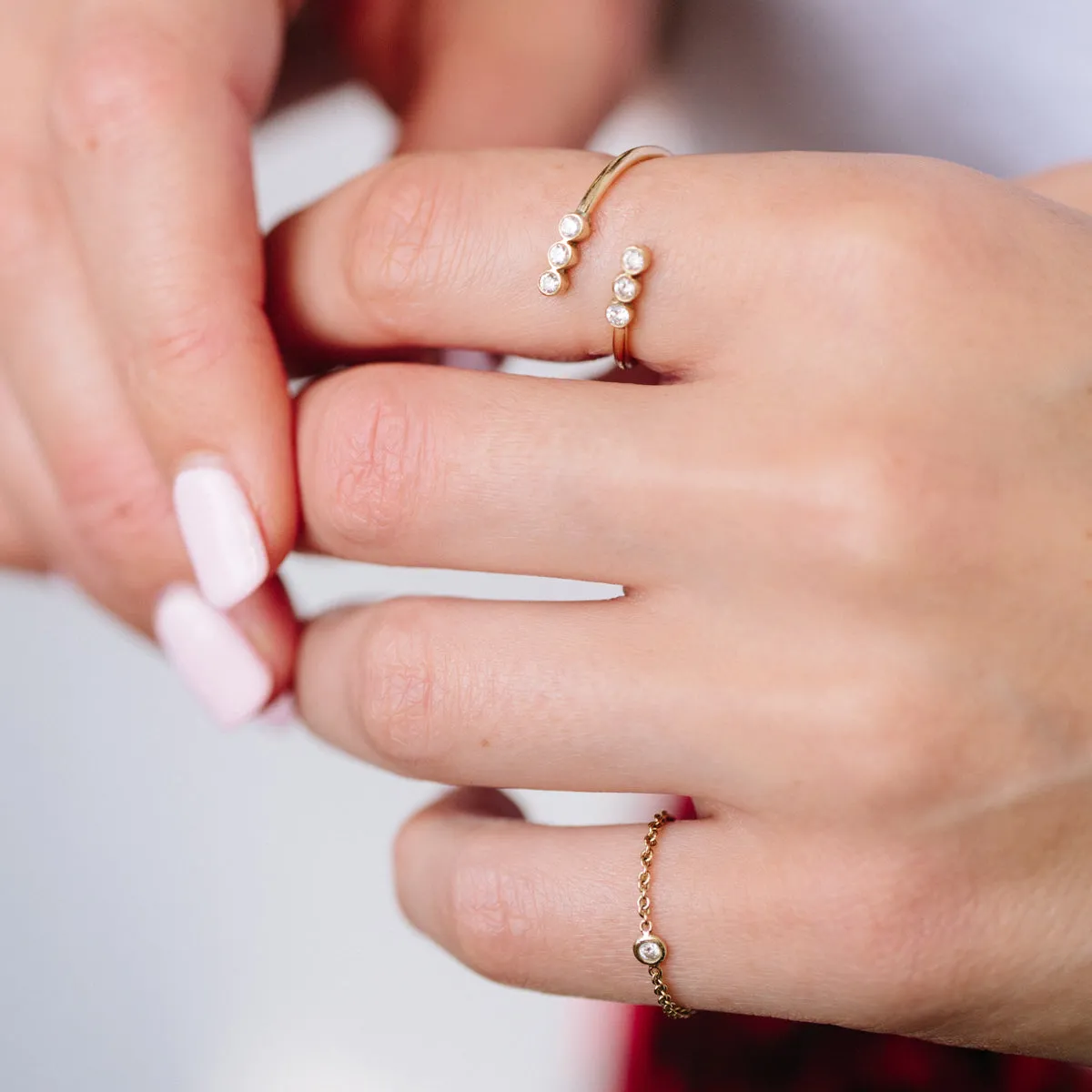 14k Small Single Floating Diamond Chain Ring sold by Zoe Chicco product image thumbnail 3