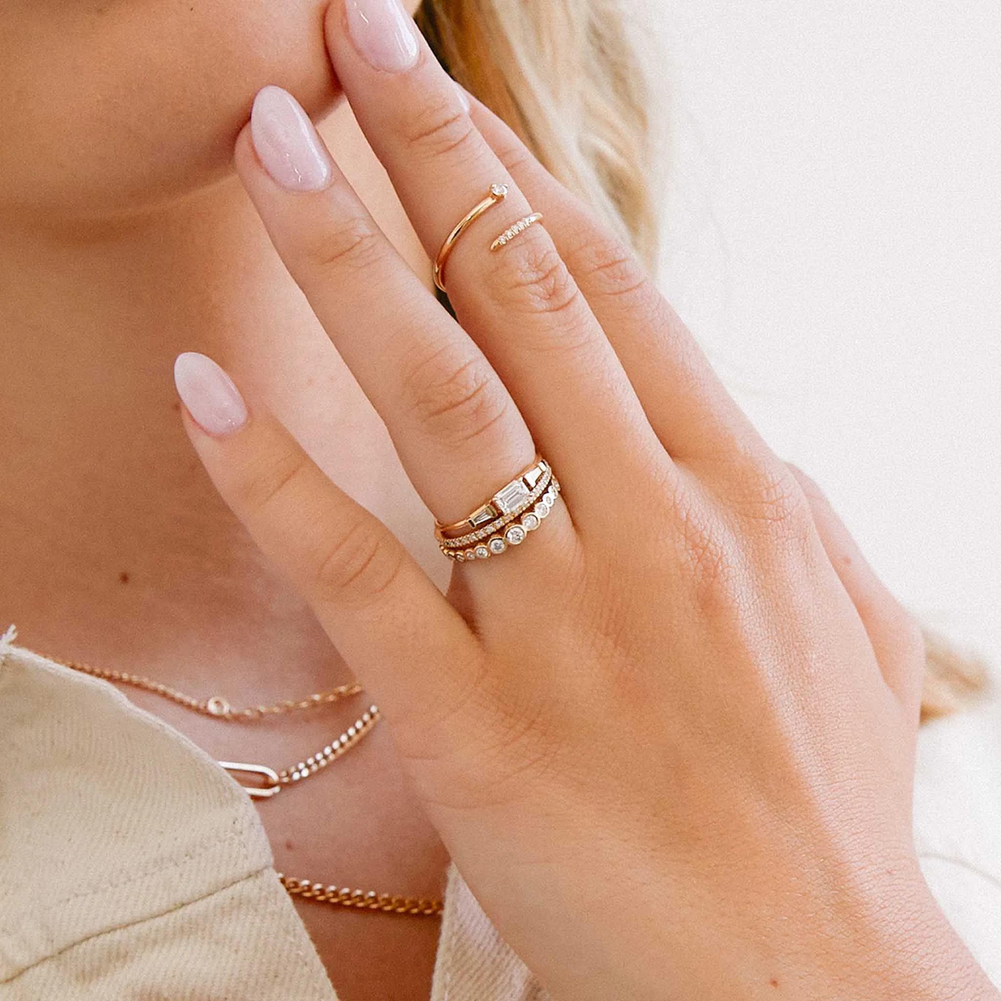 14k Graduated Diamond Bezel Eternity Band sold by Zoe Chicco product image thumbnail 2
