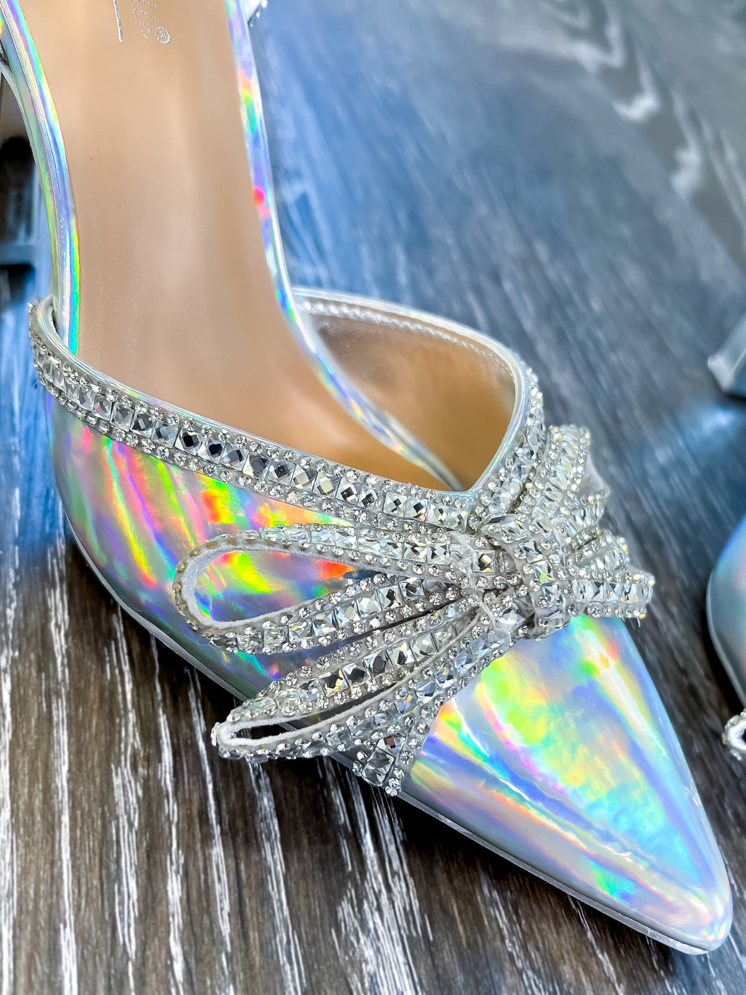 Silver Metallic Cadence Heels sold by ZZs product image thumbnail 4