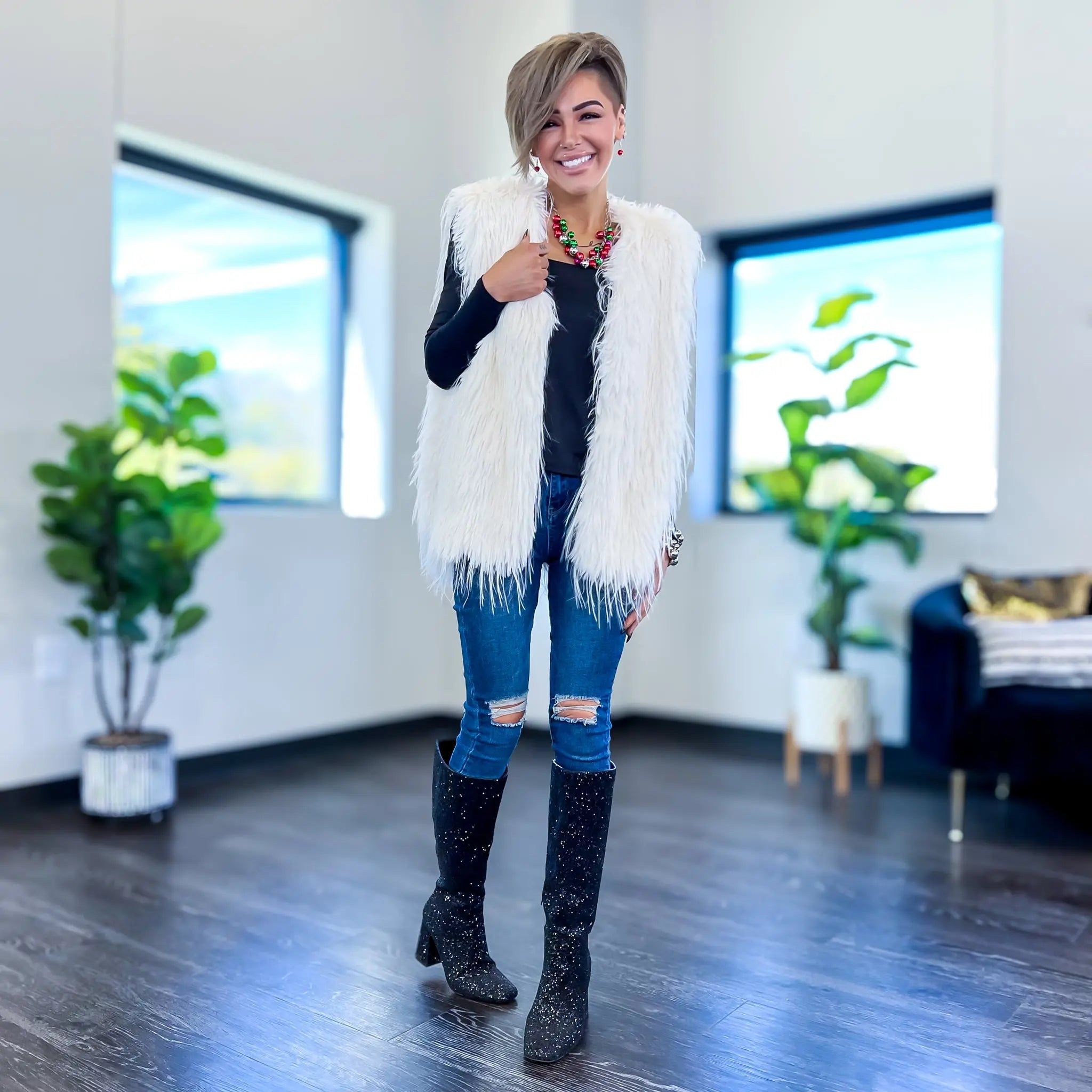 Ivory Faux Fur Vest sold by ZZs product image thumbnail 4