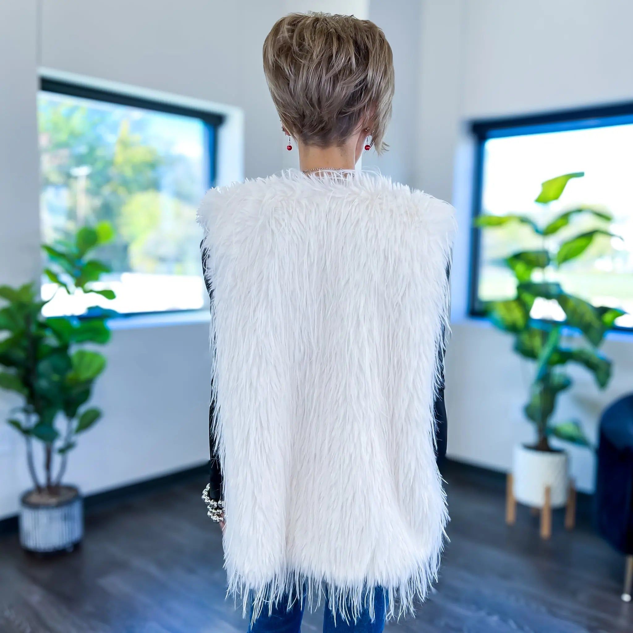 Ivory Faux Fur Vest sold by ZZs product image thumbnail 5