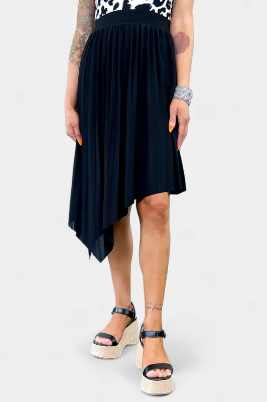 Black Asymmetrical Pleated Skirt sold by ZZs