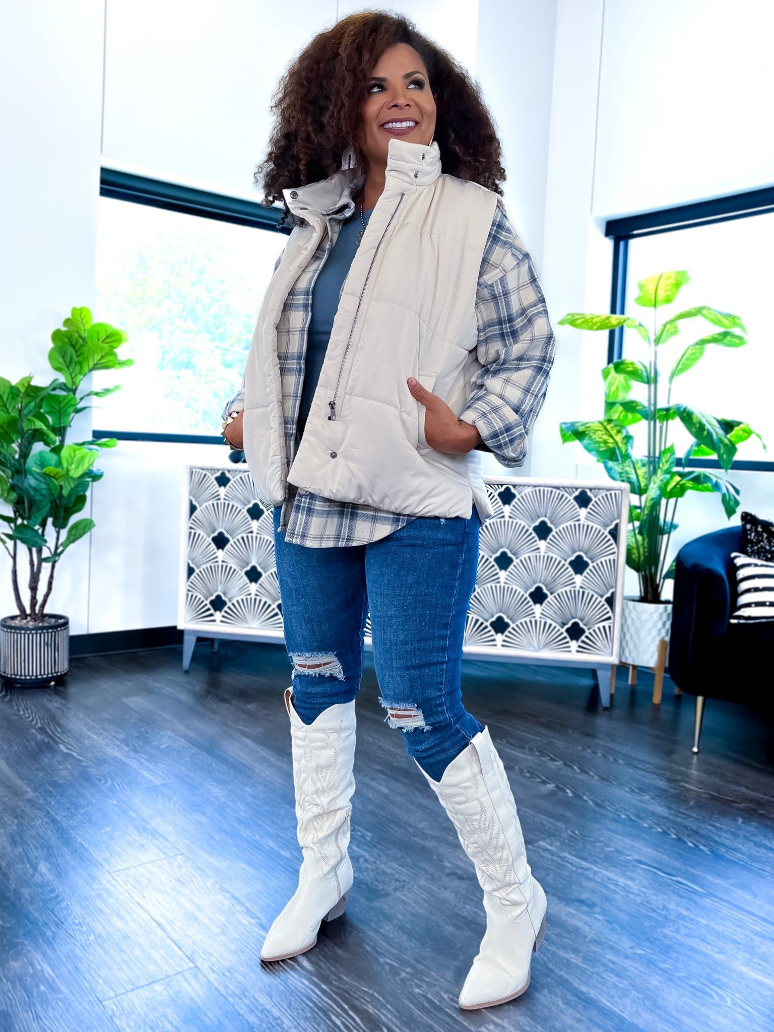 Off White Olivia Puffer Vest sold by ZZs product image thumbnail 5