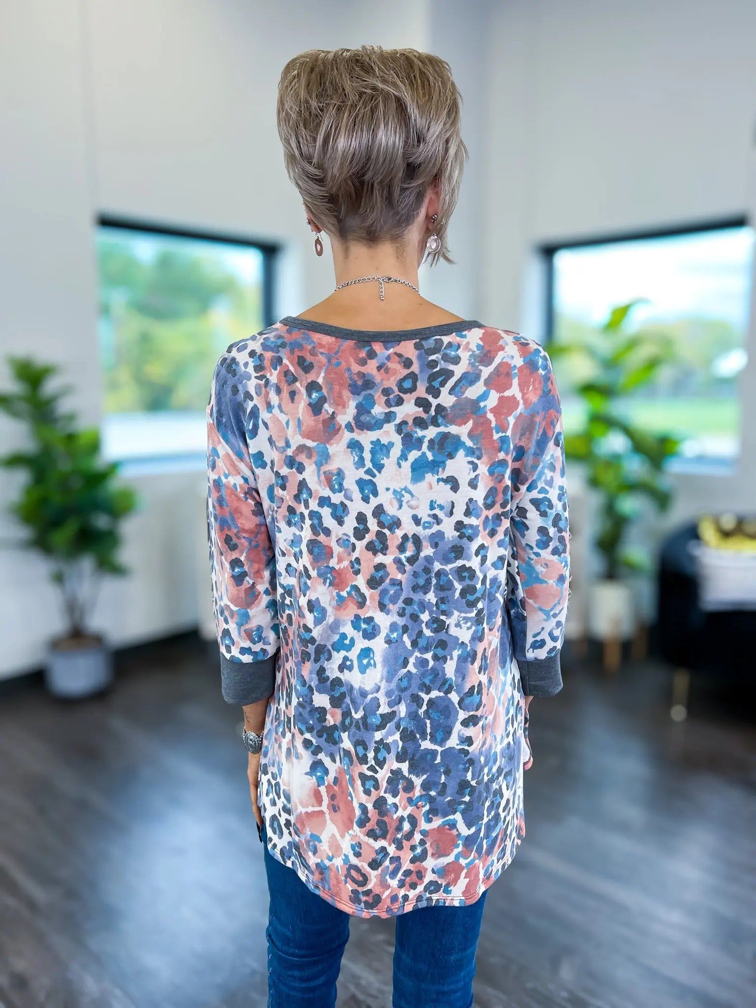 Saturday Top | Blue Animal sold by ZZs product image thumbnail 6