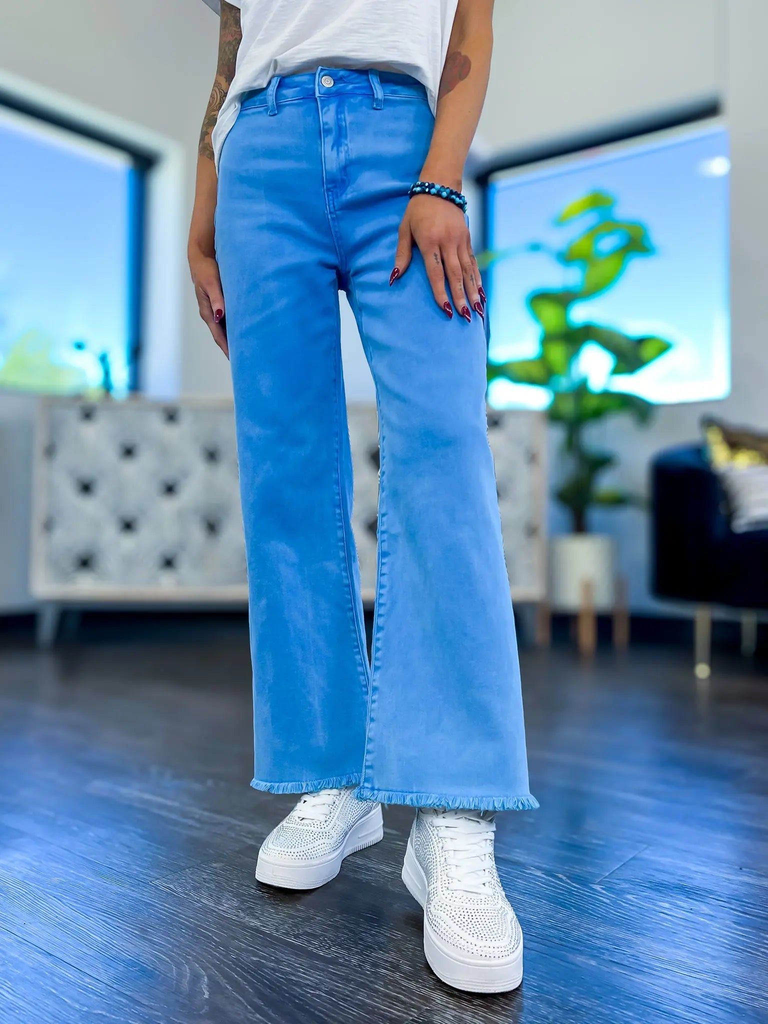 Blue Acid Wash Frayed Wide Jeans sold by ZZs product image thumbnail 4