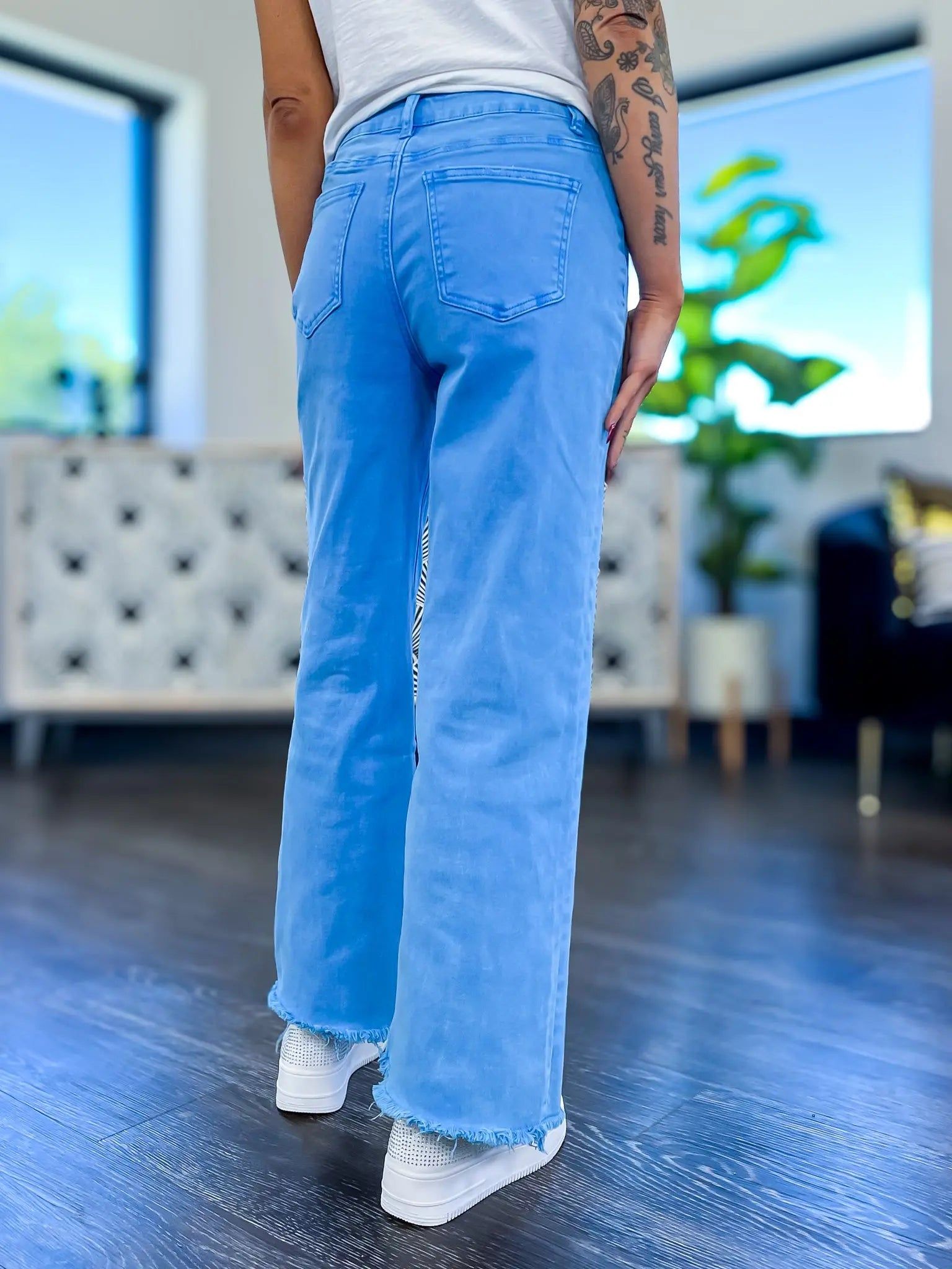 Blue Acid Wash Frayed Wide Jeans sold by ZZs product image thumbnail 9