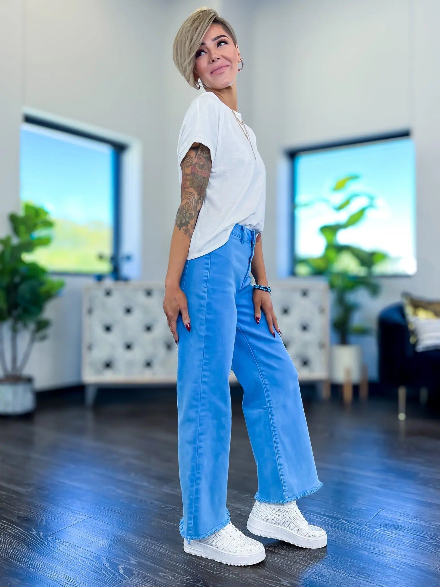 Blue Acid Wash Frayed Wide Jeans sold by ZZs product image thumbnail 8