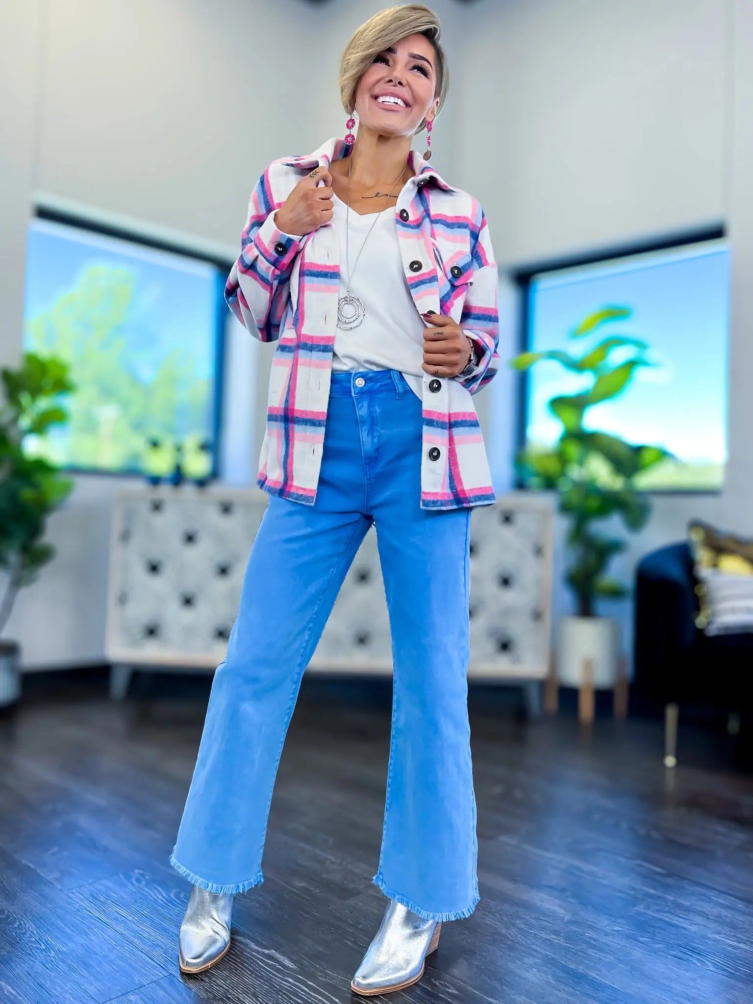 Blue Acid Wash Frayed Wide Jeans sold by ZZs