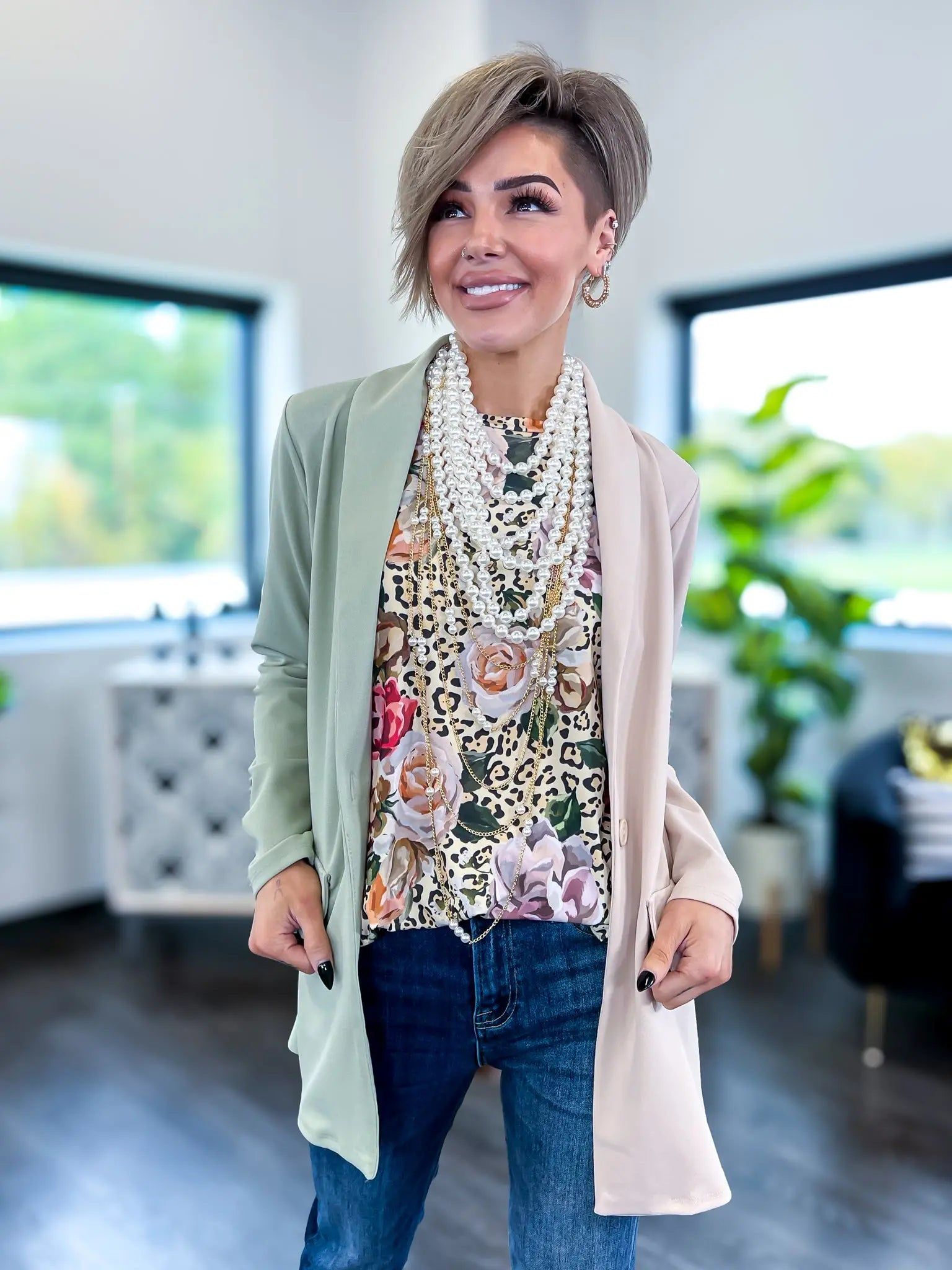 Sage & Oatmeal Colorblock Blazer sold by ZZs product image thumbnail 2