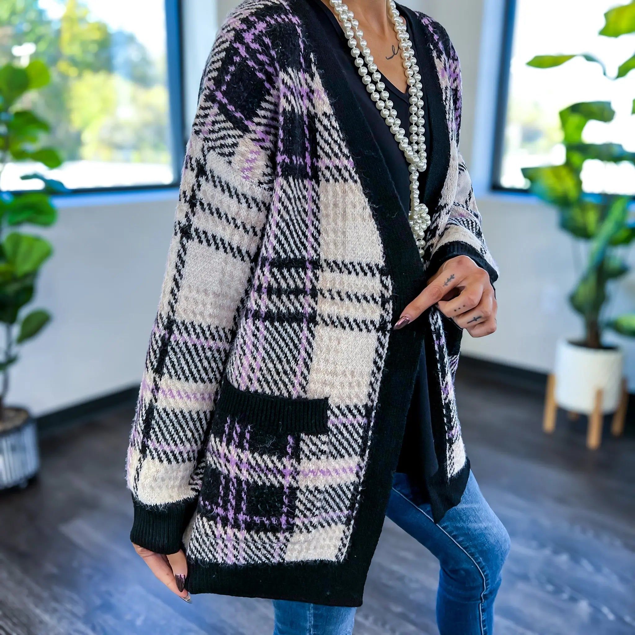 Black Plaid Long Cardigan sold by ZZs product image thumbnail 4