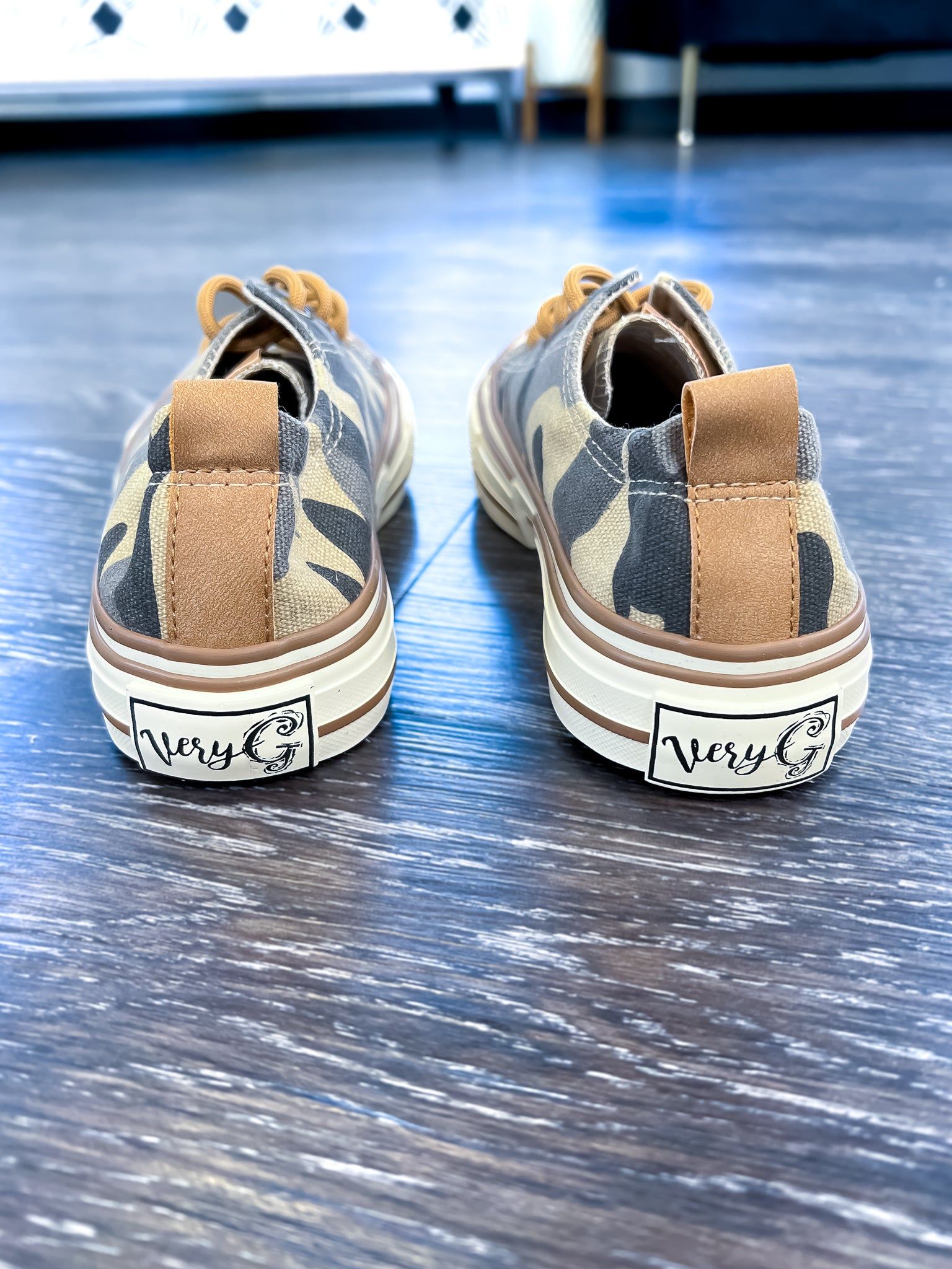 Driana Sneakers sold by ZZs product image thumbnail 15