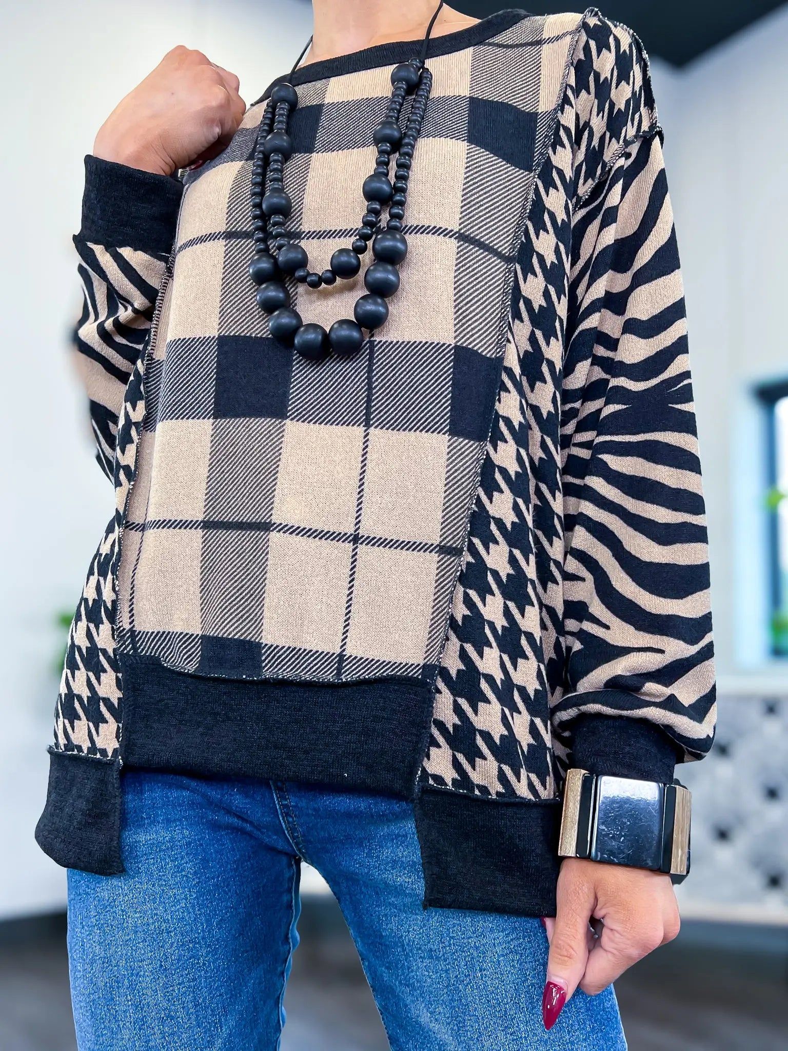 Uneven Hem Top sold by ZZs