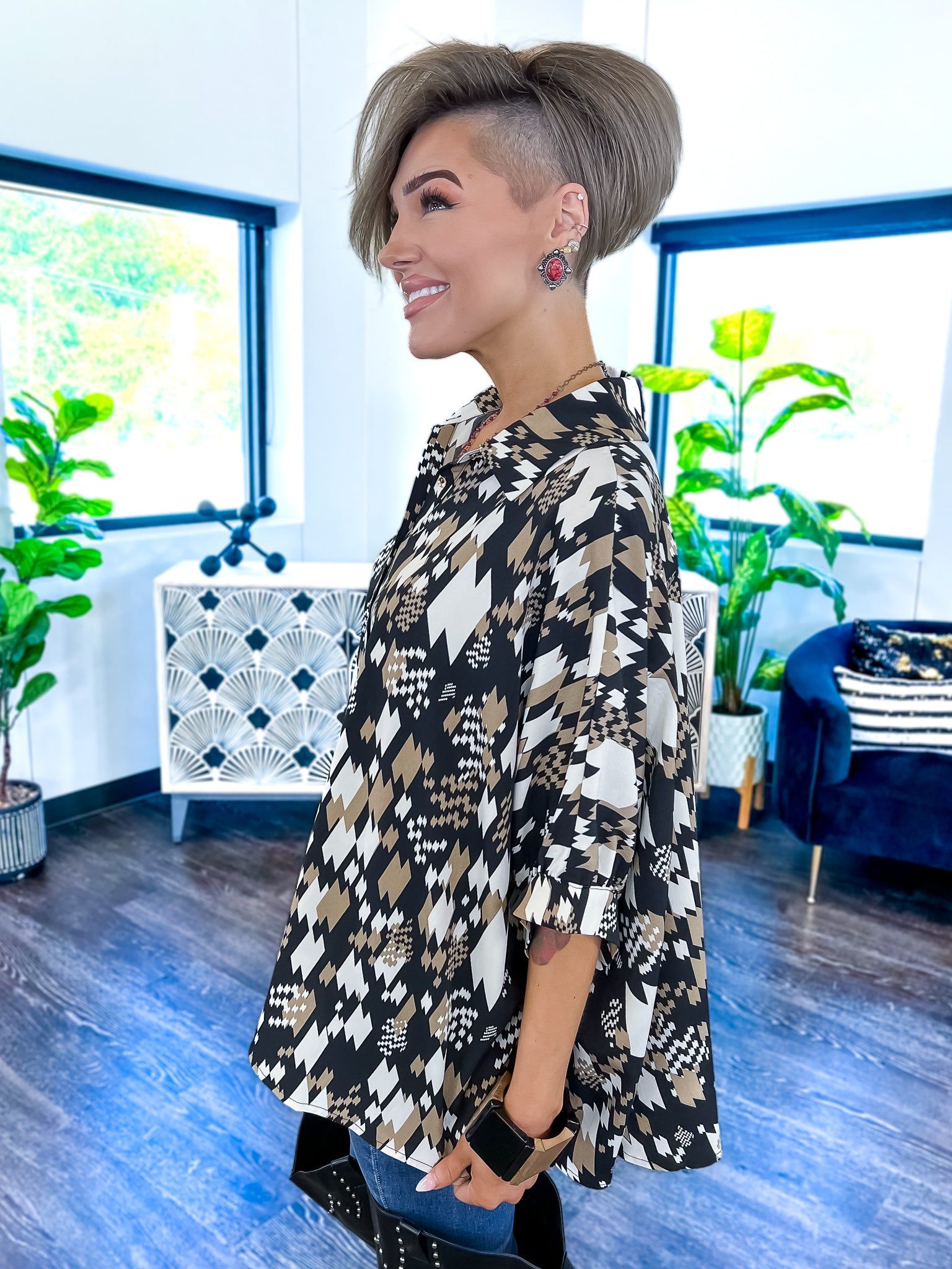 Abstract Button Down Top | Black sold by ZZs product image thumbnail 5