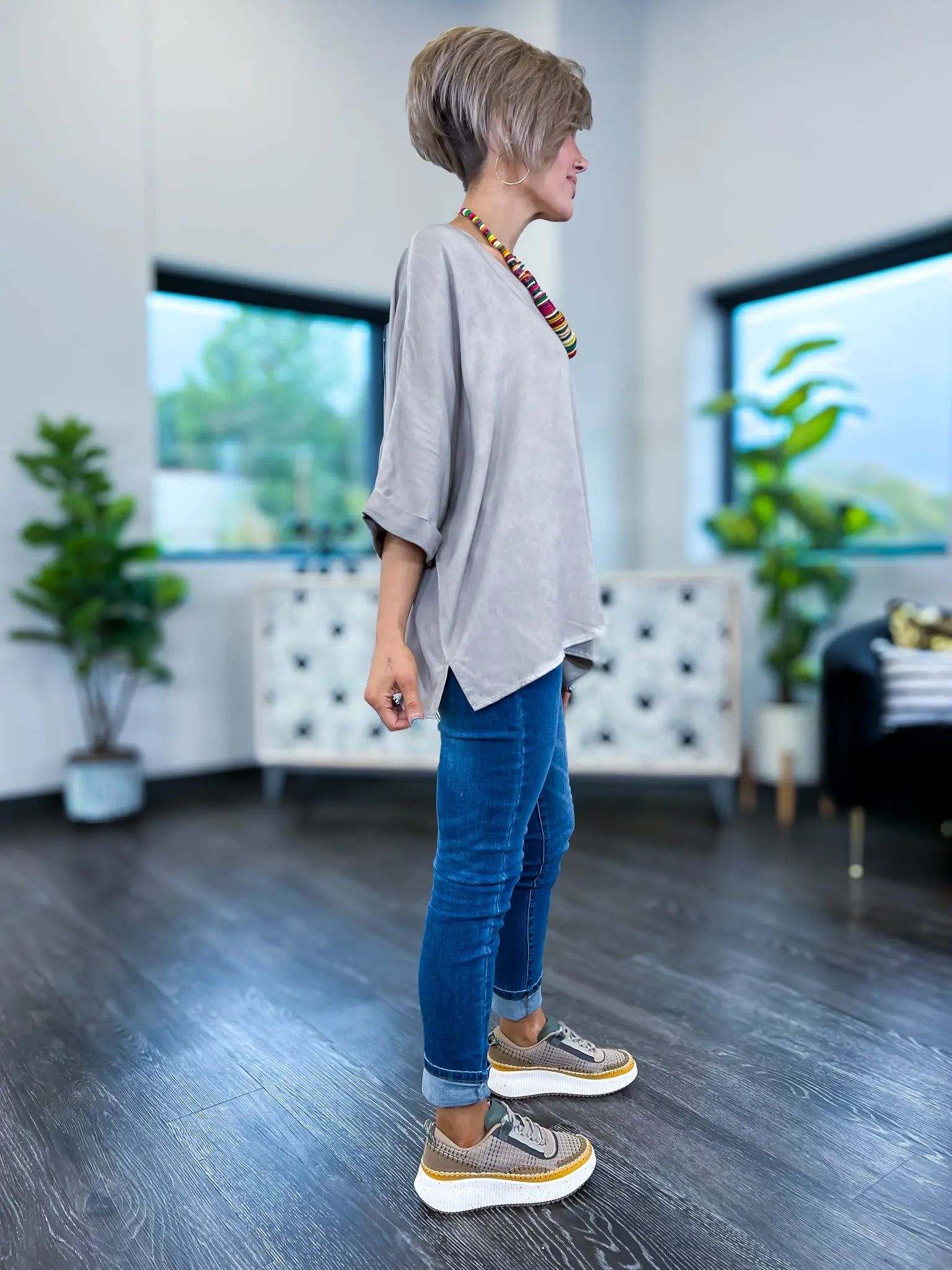 Mocha Vintage Wash V-Neck Top sold by ZZs product image thumbnail 5