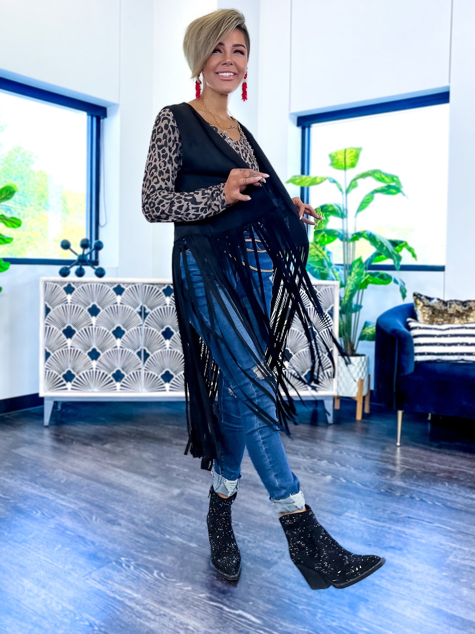 Suede Fringe Vest | Black sold by ZZs product image thumbnail 8