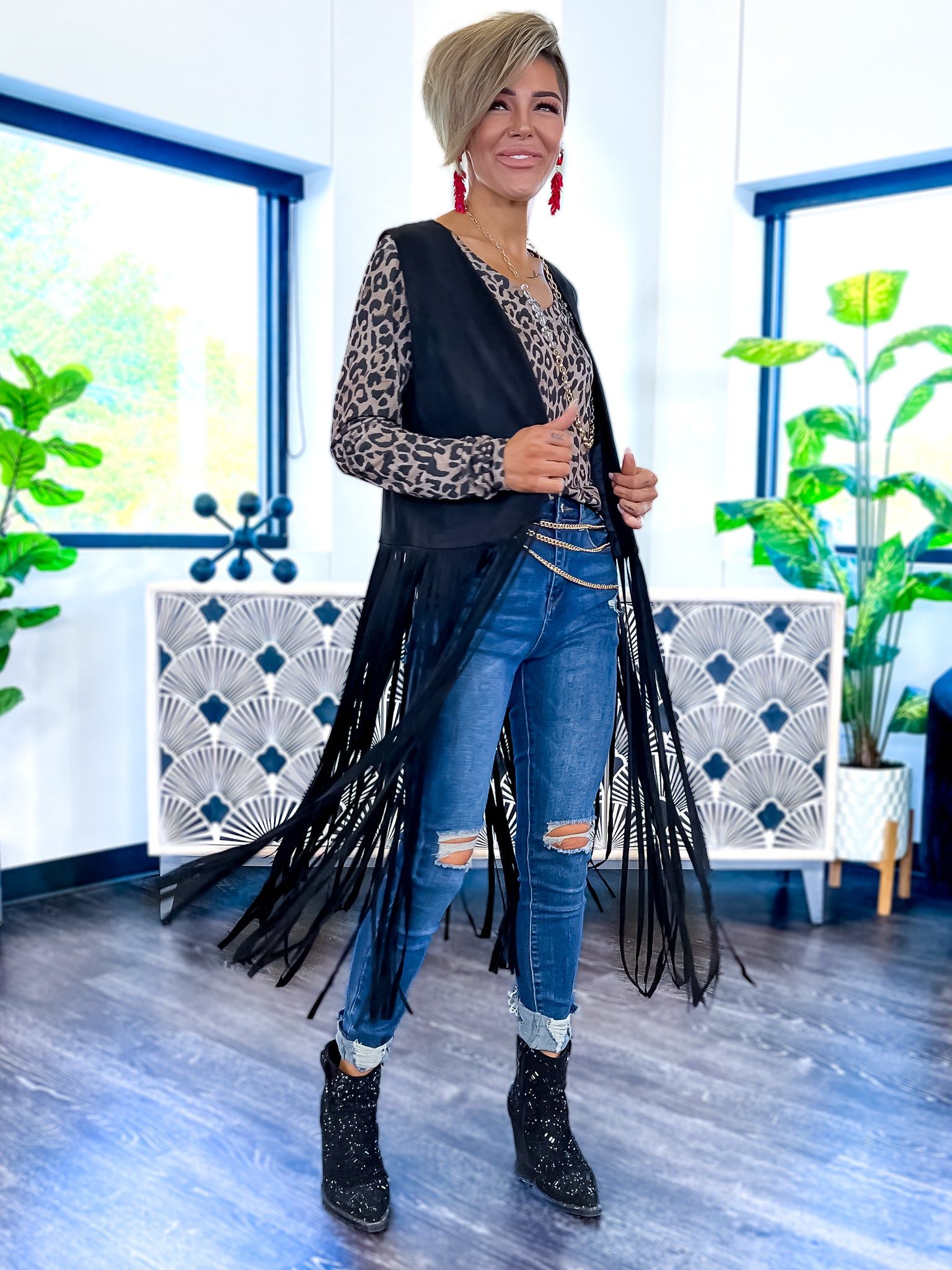 Suede Fringe Vest | Black sold by ZZs product image thumbnail 4
