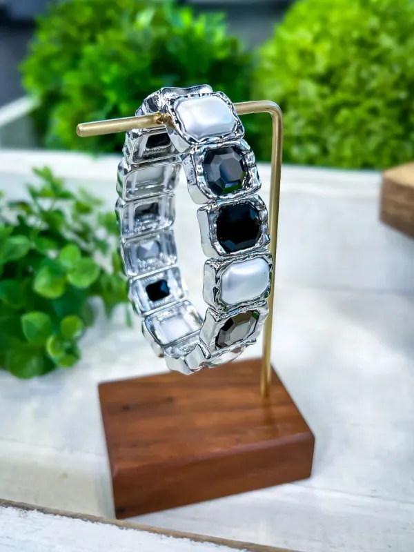 Emerald Stretch Bracelet | Black sold by ZZs