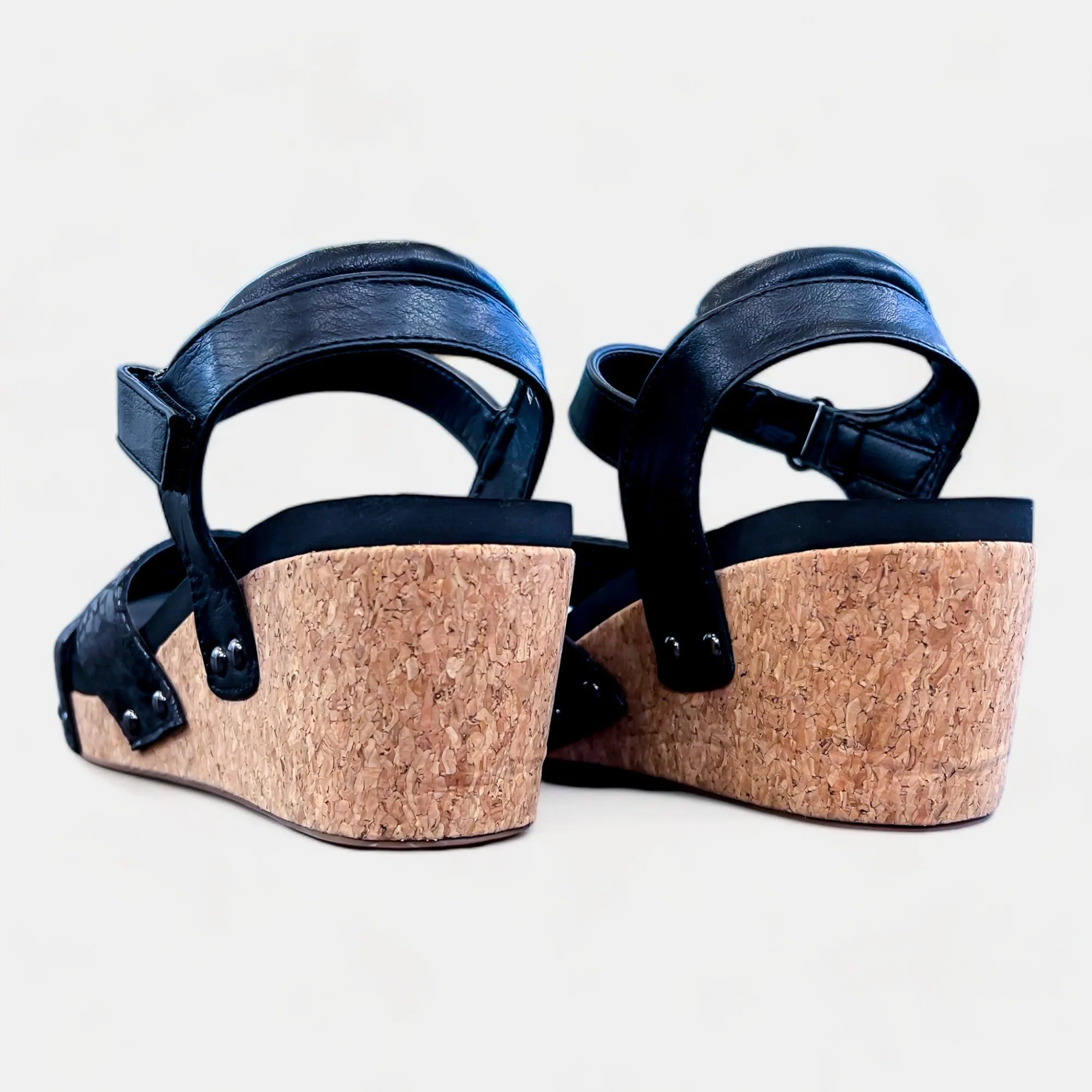 Black Leopard Kindle Wedge Sandals sold by ZZs product image thumbnail 5