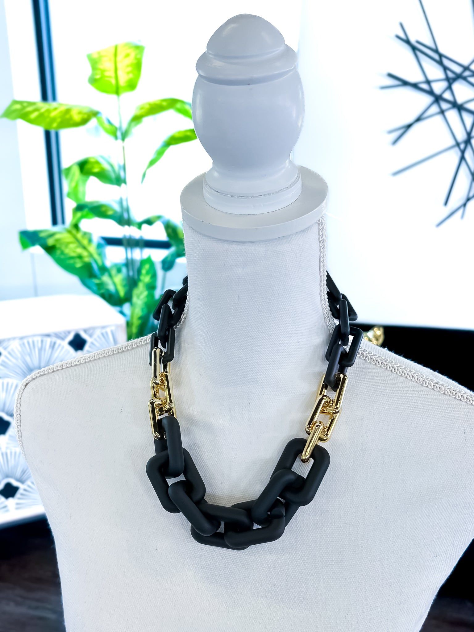Black Rectangle Link Necklace sold by ZZs product image thumbnail 3