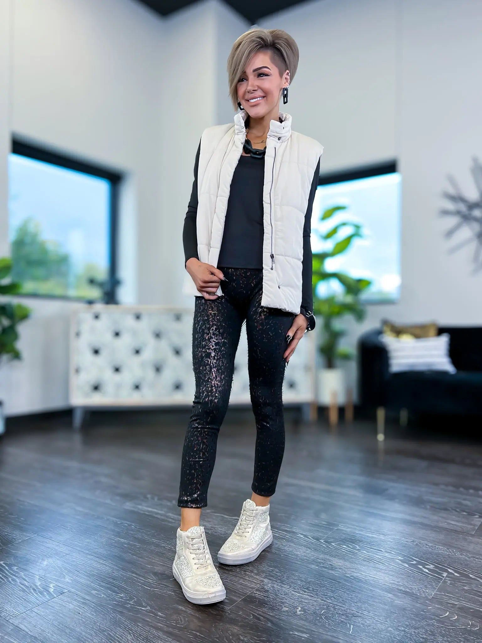 Metallic Cheetah Fleece Leggings sold by ZZs product image thumbnail 3