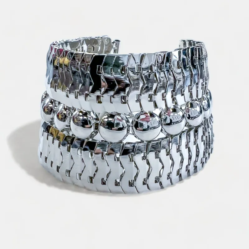 Silver Coil Chain Bracelet sold by ZZs