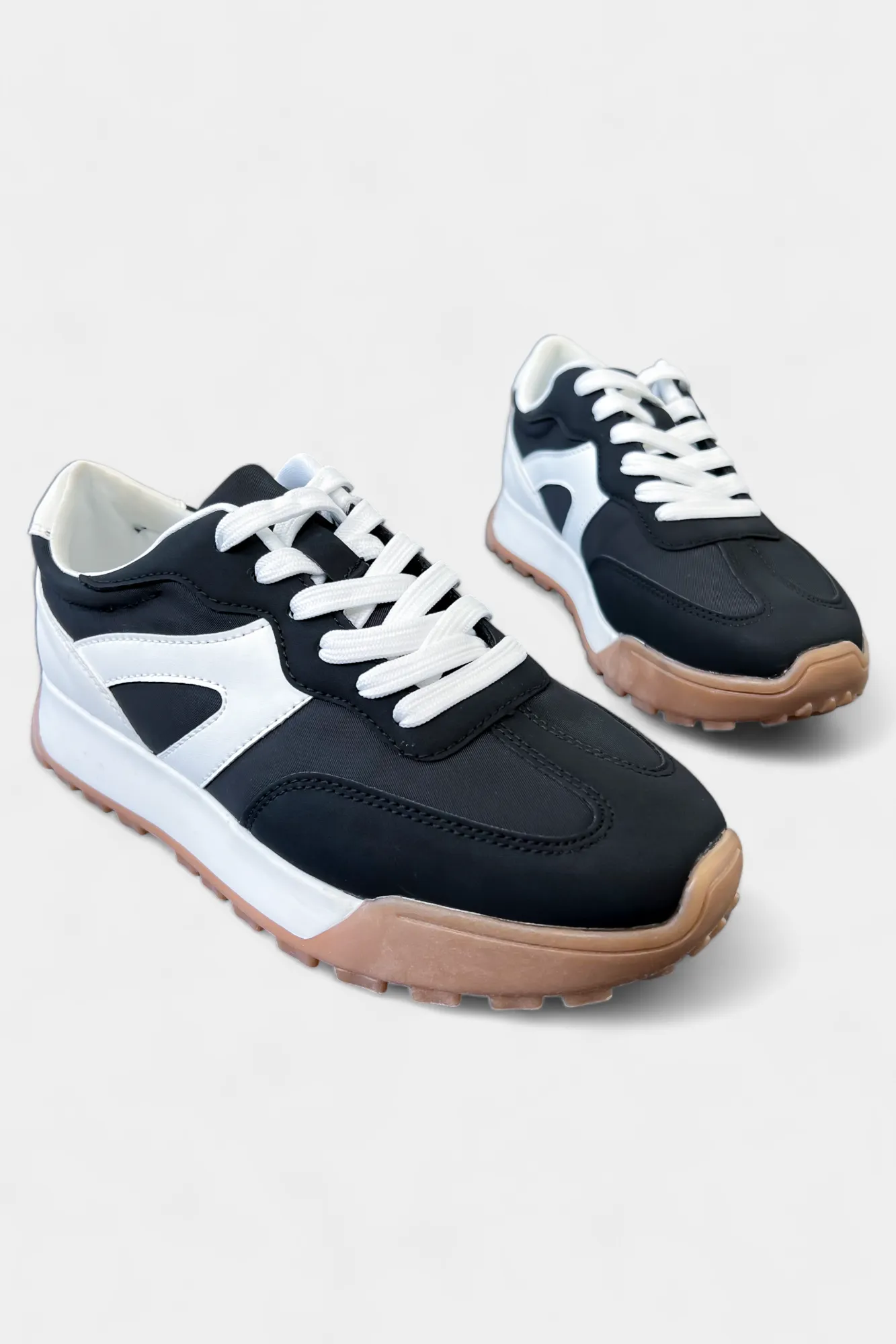 Black Retro Sneaker sold by ZZs product image thumbnail 5