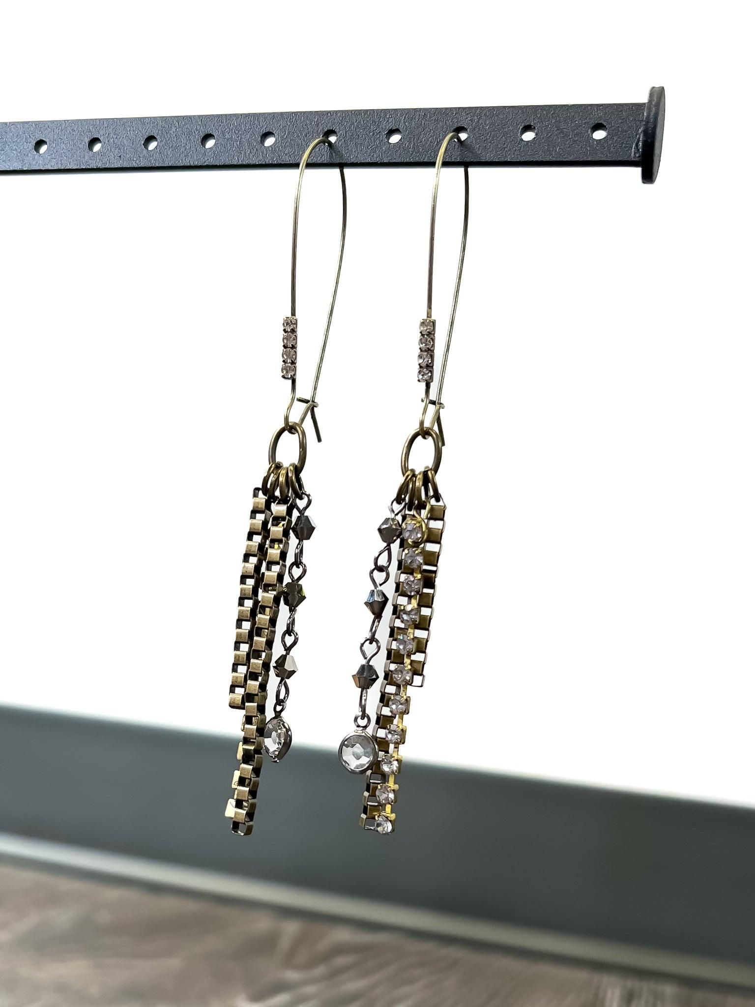 FR031 Earrings sold by ZZs product image thumbnail 2