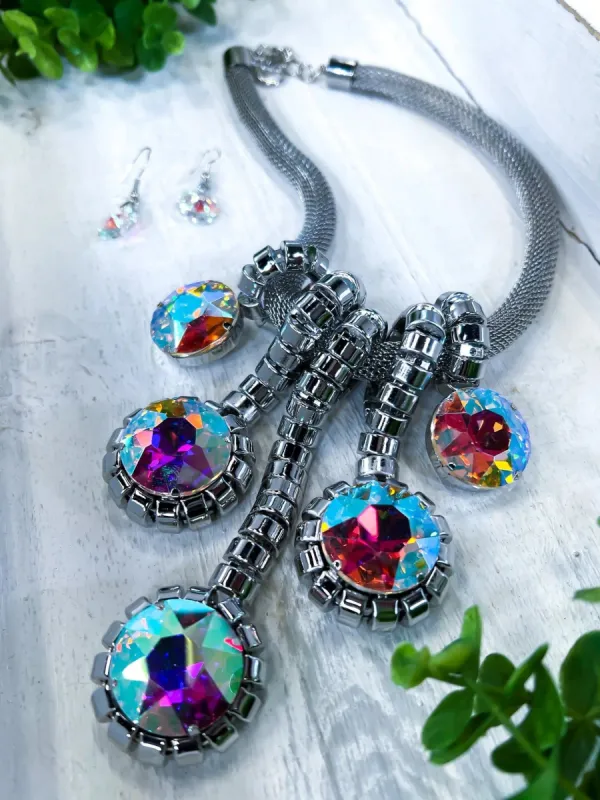 Round Stone Necklace | Silver sold by ZZs