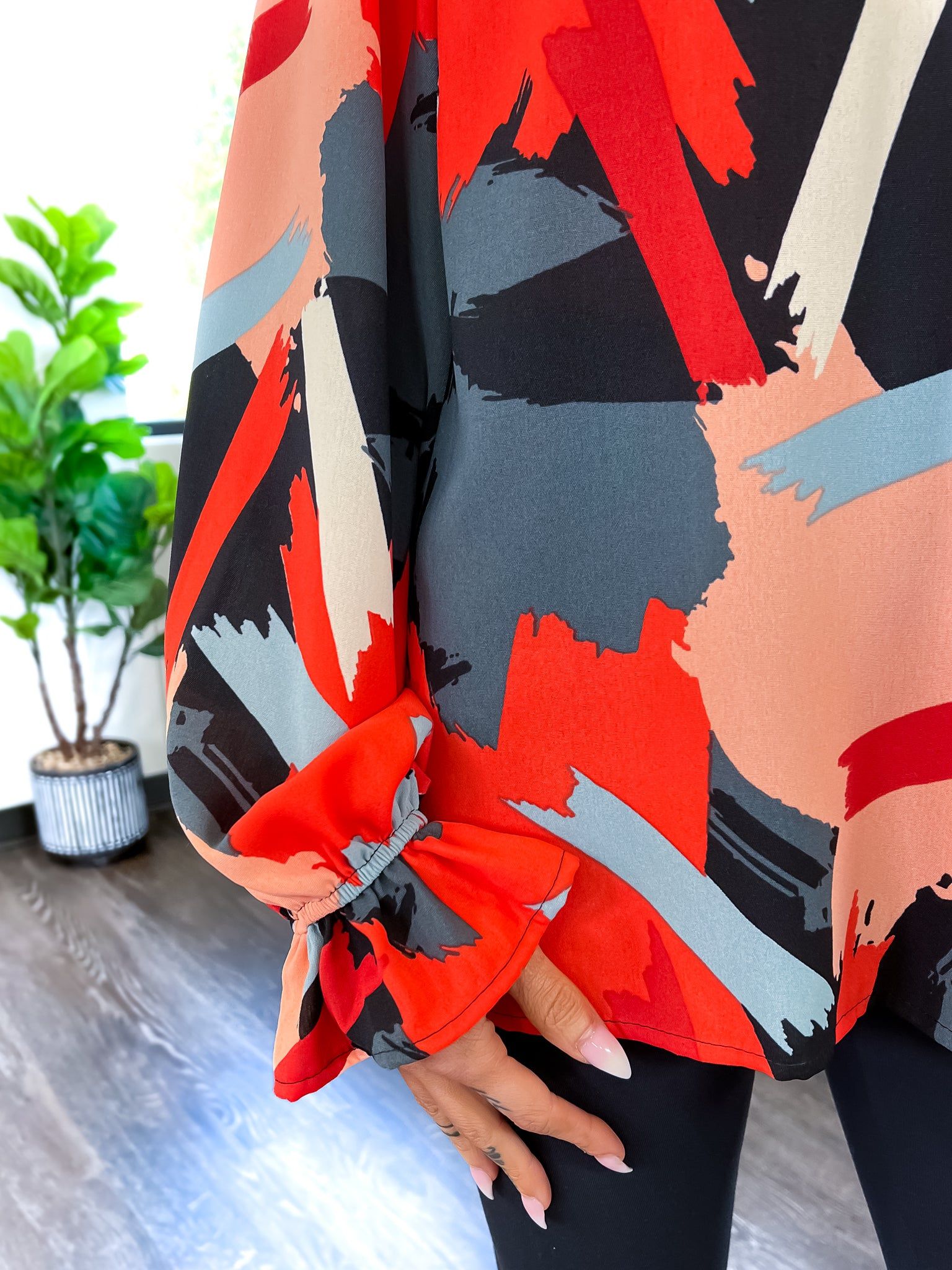 Bubble Sleeve Top | Geo sold by ZZs product image thumbnail 12