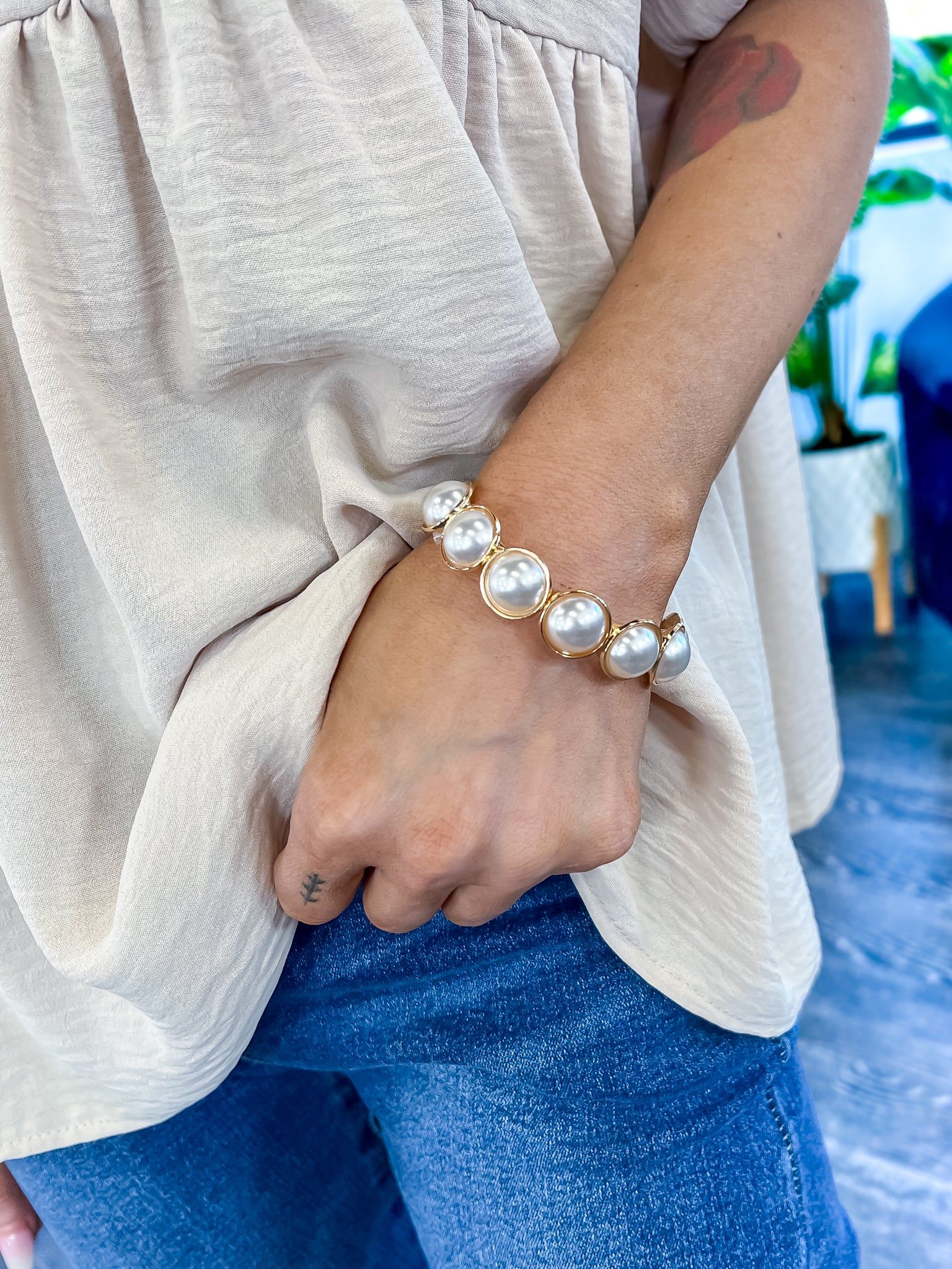 Gold Pearl Stretch Bracelet sold by ZZs product image thumbnail 2