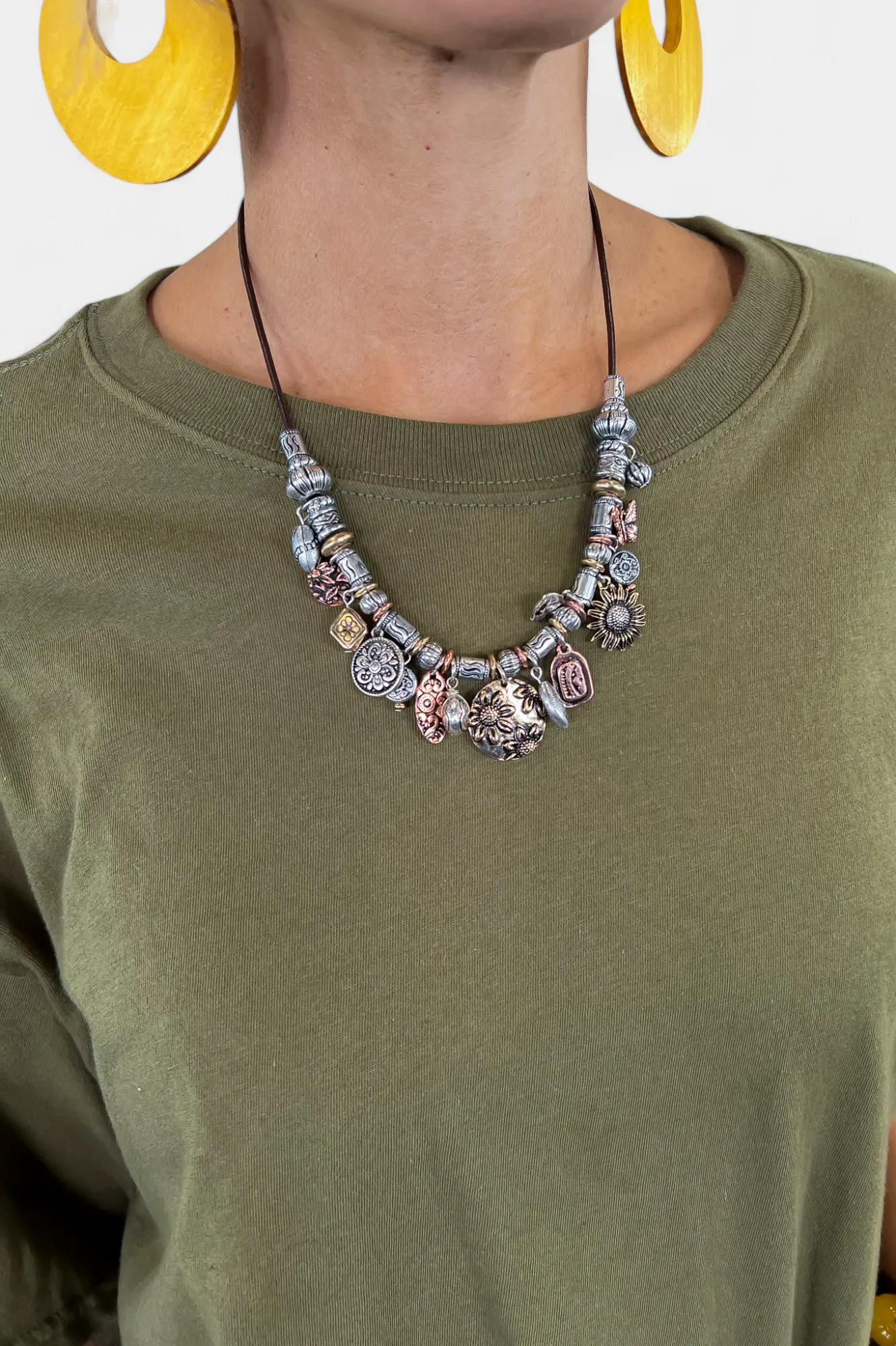 Antique Metal Sunflower Cluster Necklace sold by ZZs product image thumbnail 3