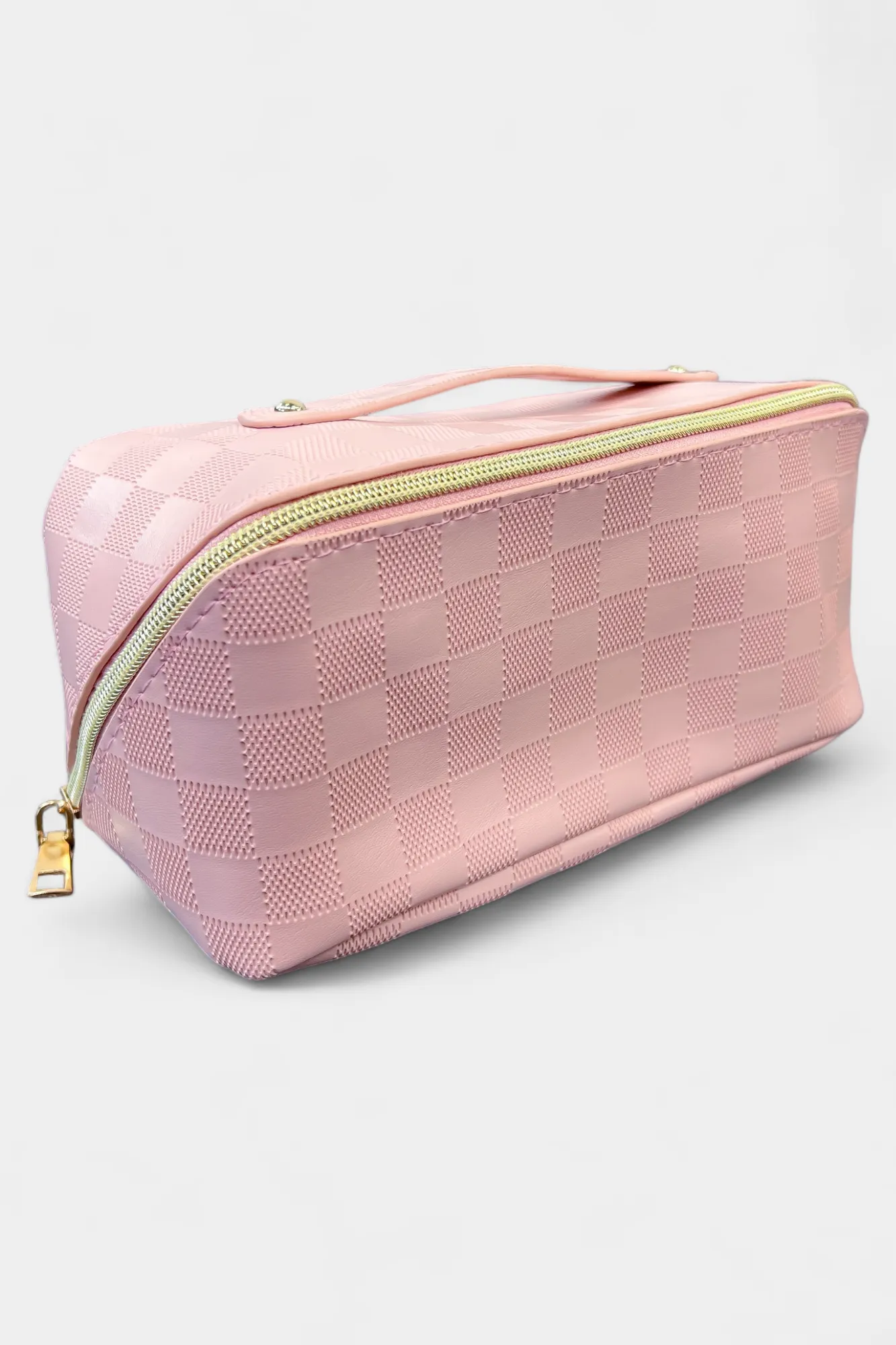 Pink Checkered Makeup Bag sold by ZZs