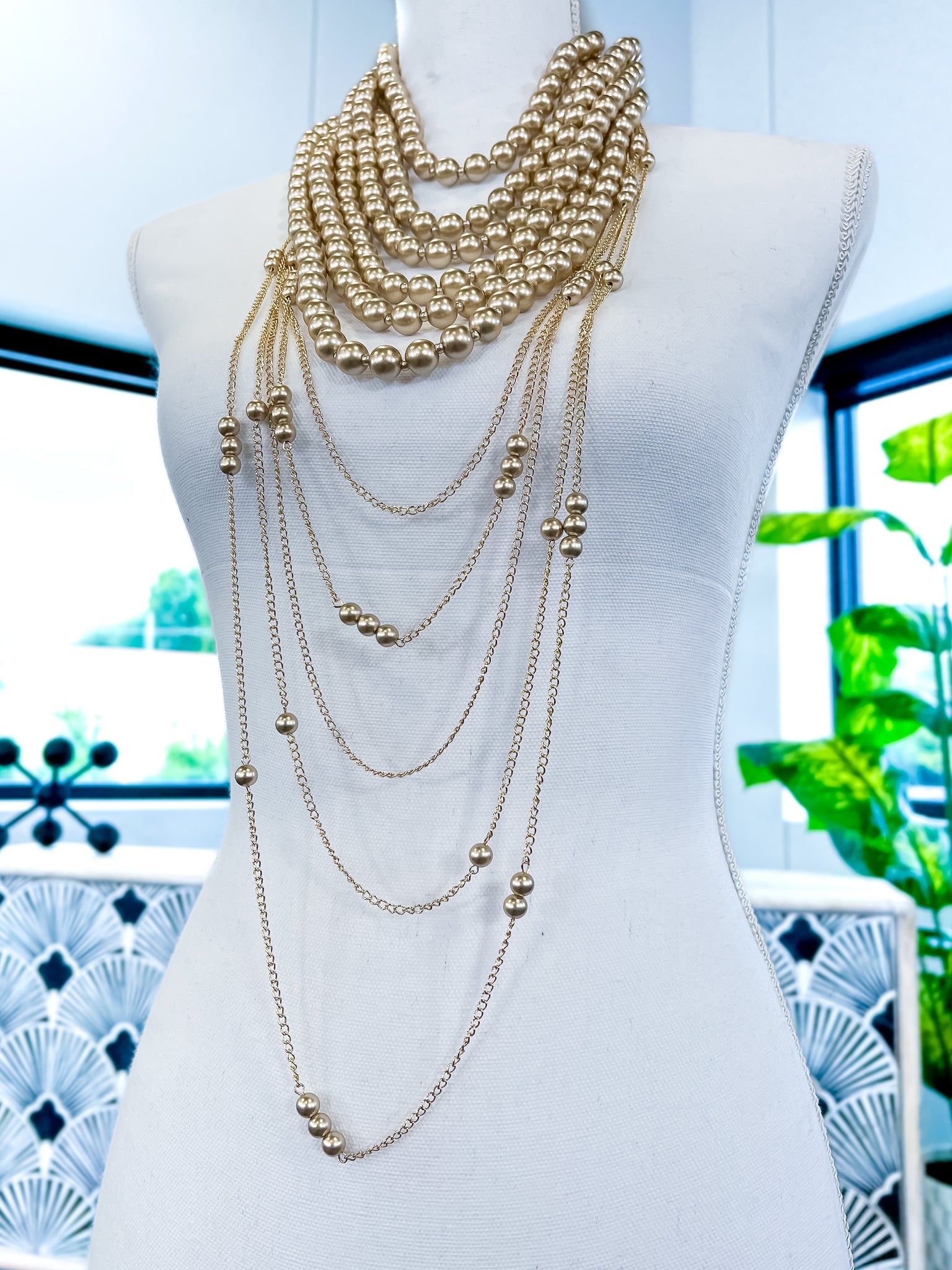 Pearl Bib Necklace | Matte Gold sold by ZZs product image thumbnail 5