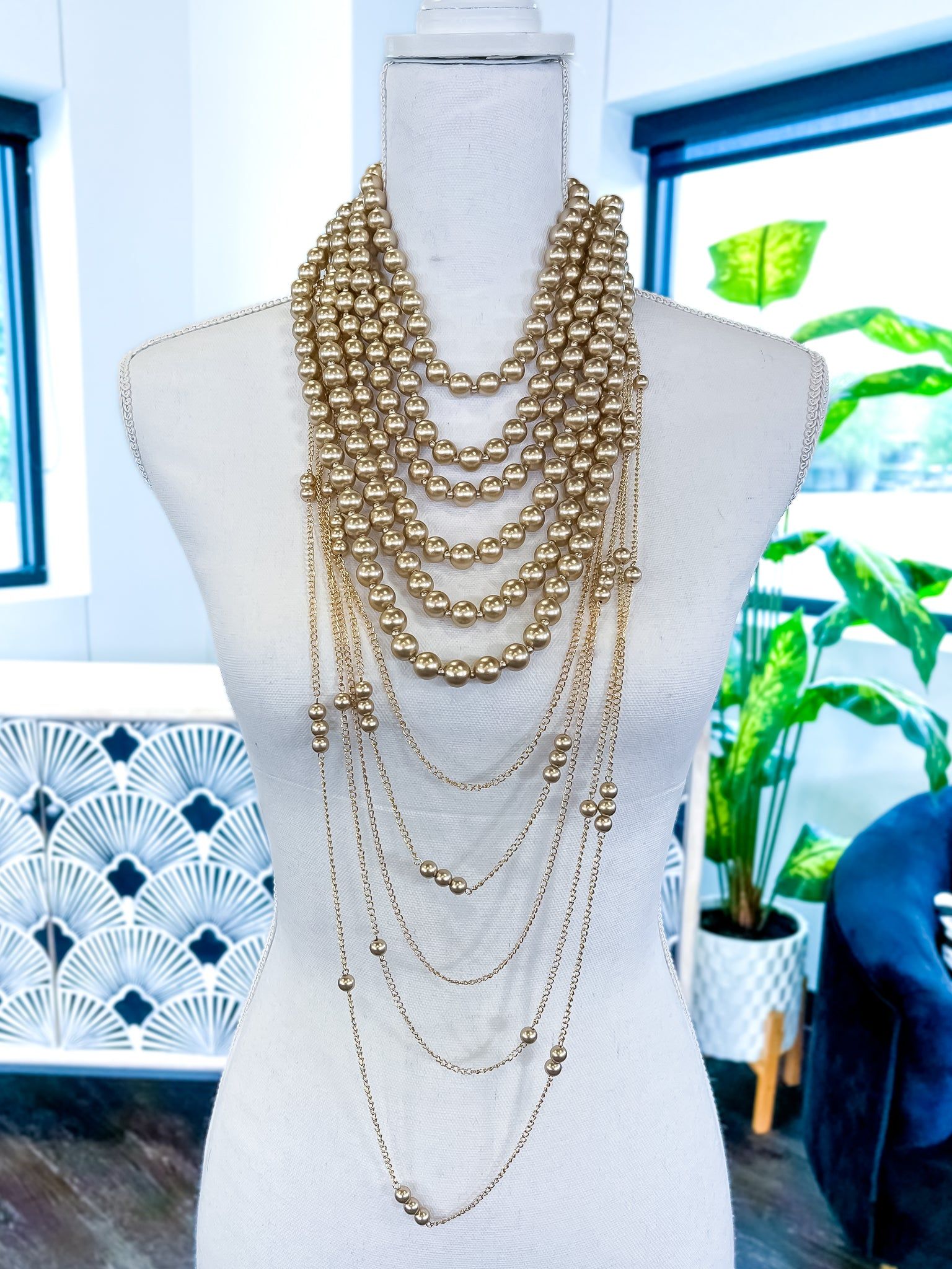 Pearl Bib Necklace | Matte Gold sold by ZZs product image thumbnail 3