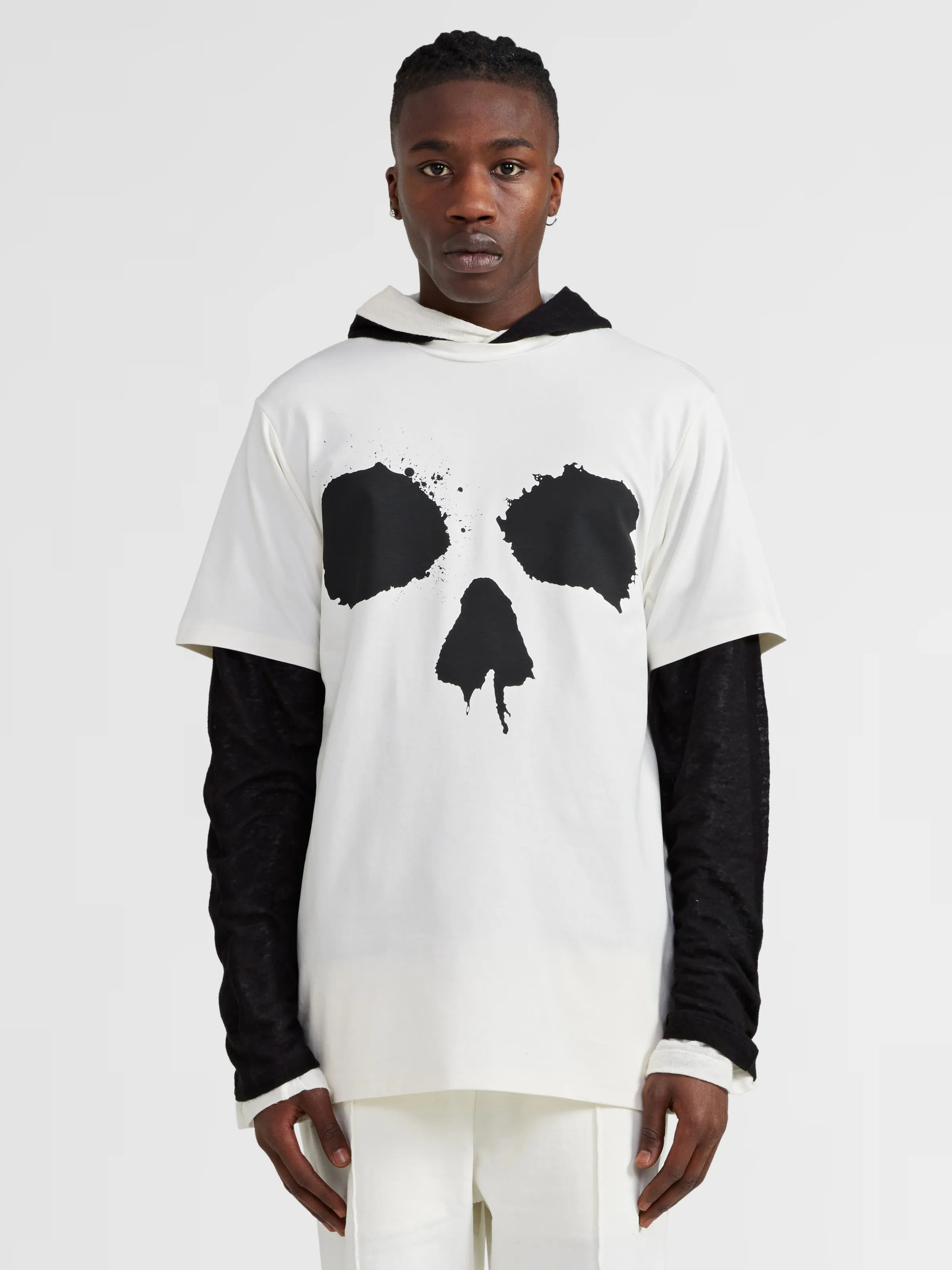 Graphic T-Shirt in White sold by 424 product image thumbnail 2