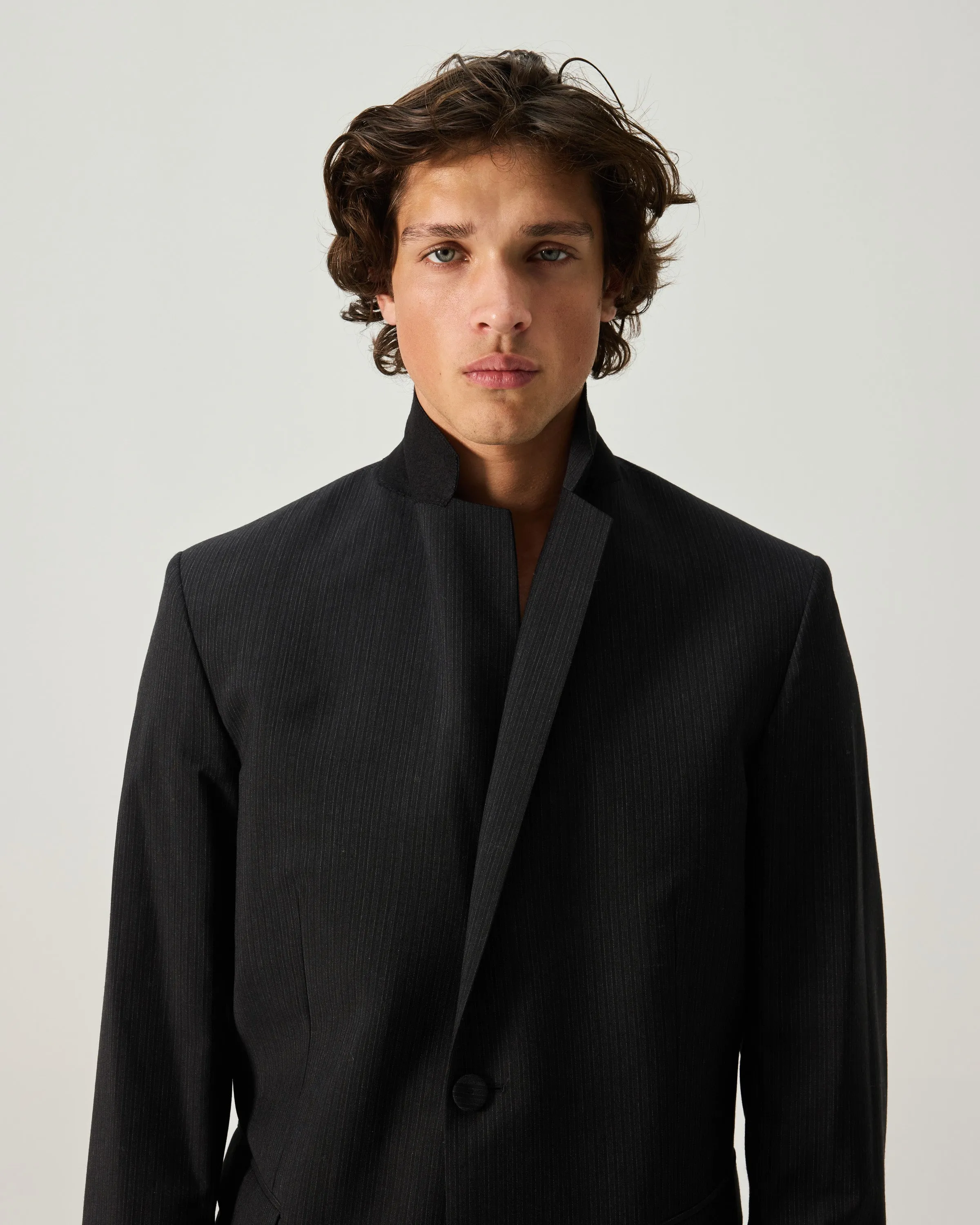 ONE BOTTON BLAZER PINSTRIPES WOOL sold by 424 product image thumbnail 4