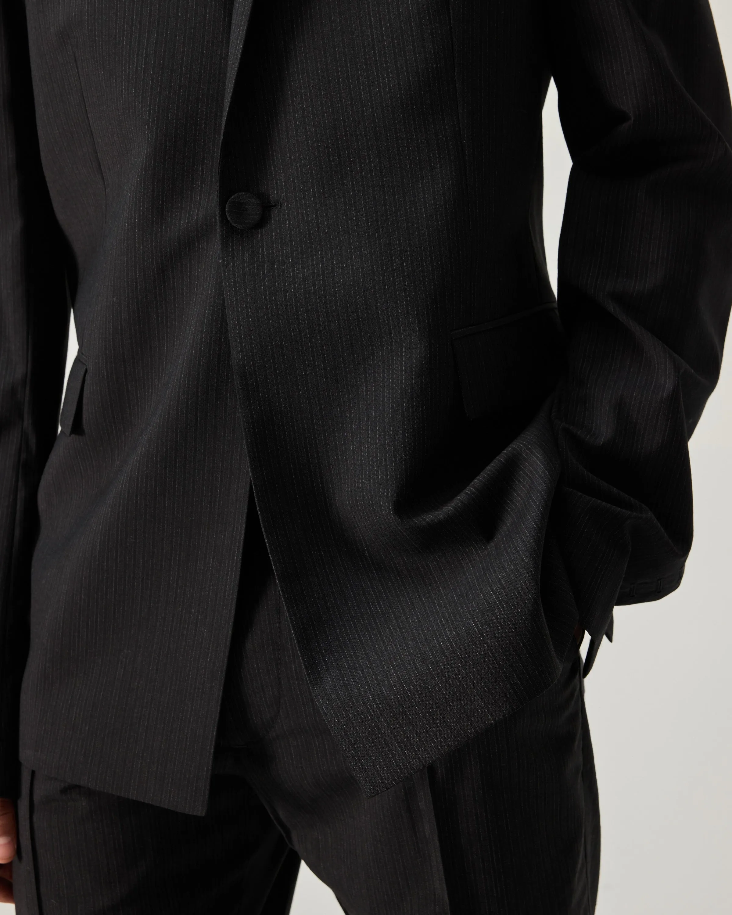 ONE BOTTON BLAZER PINSTRIPES WOOL sold by 424 product image thumbnail 5