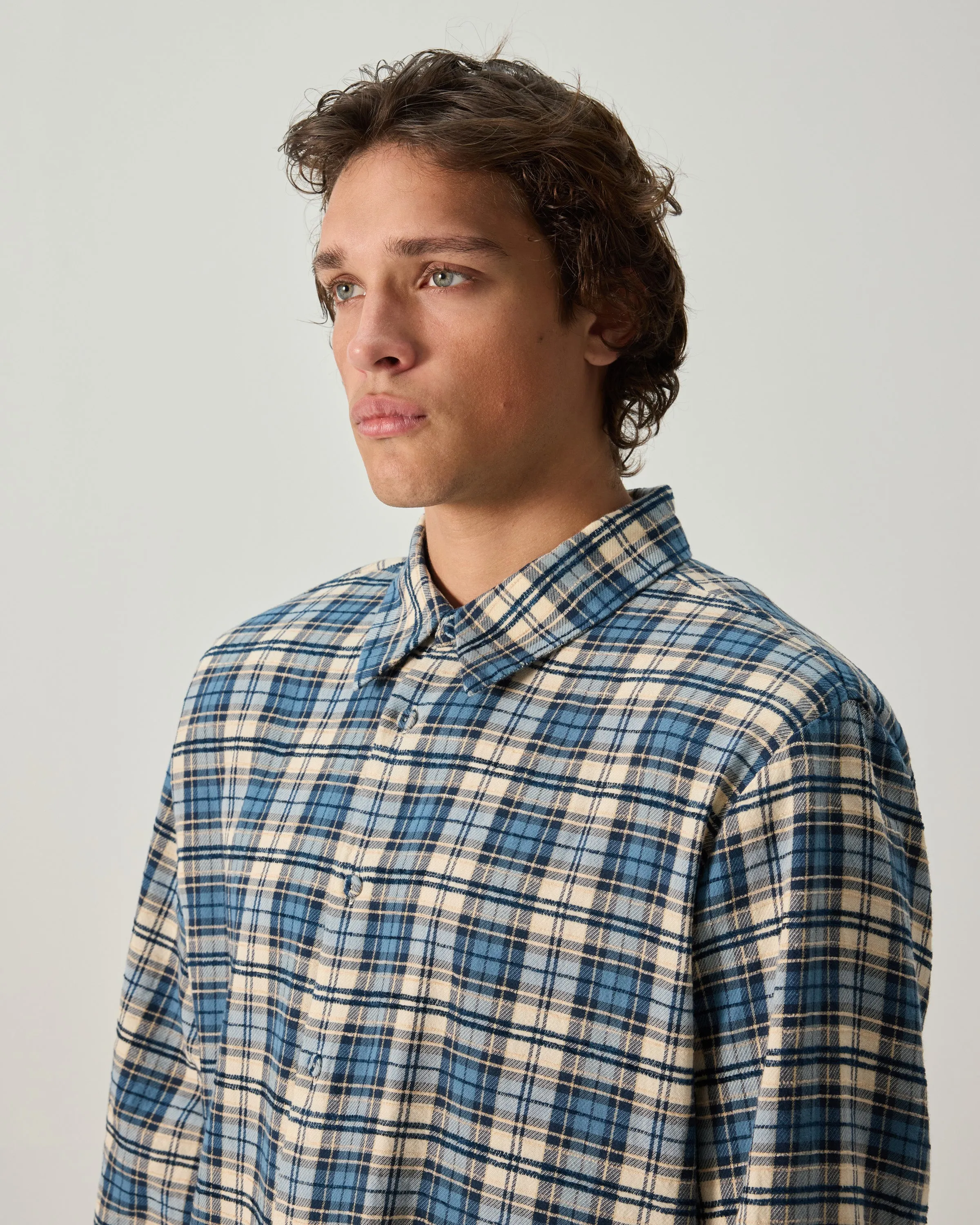 CROPPED SHIRT WITH SHOULDER PAD IN SAND sold by 424 product image thumbnail 4