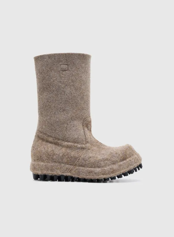 BUTCHER BOOT IN BROWN sold by 424