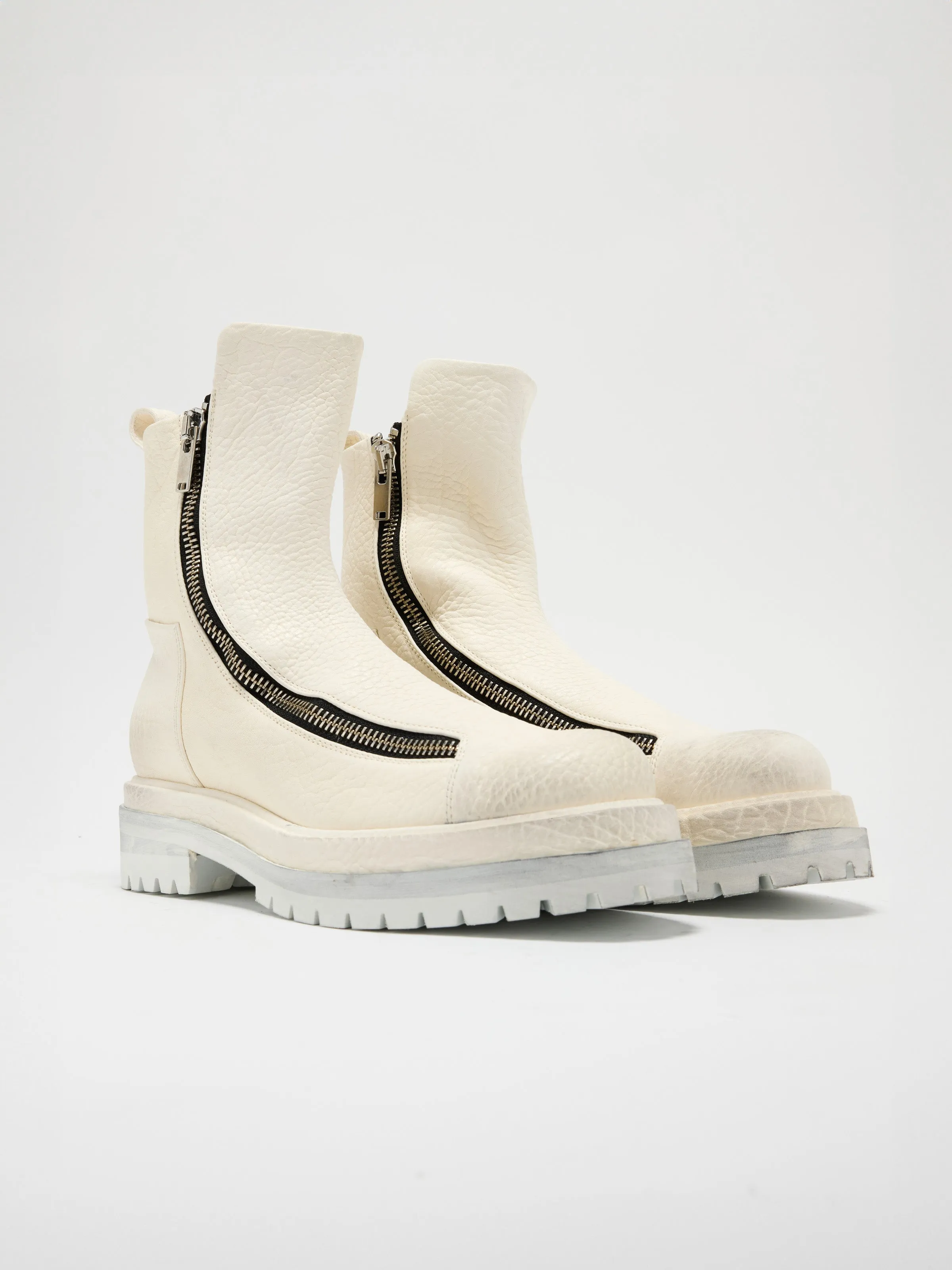 Double-Zipper Boots in White sold by 424 product image thumbnail 2