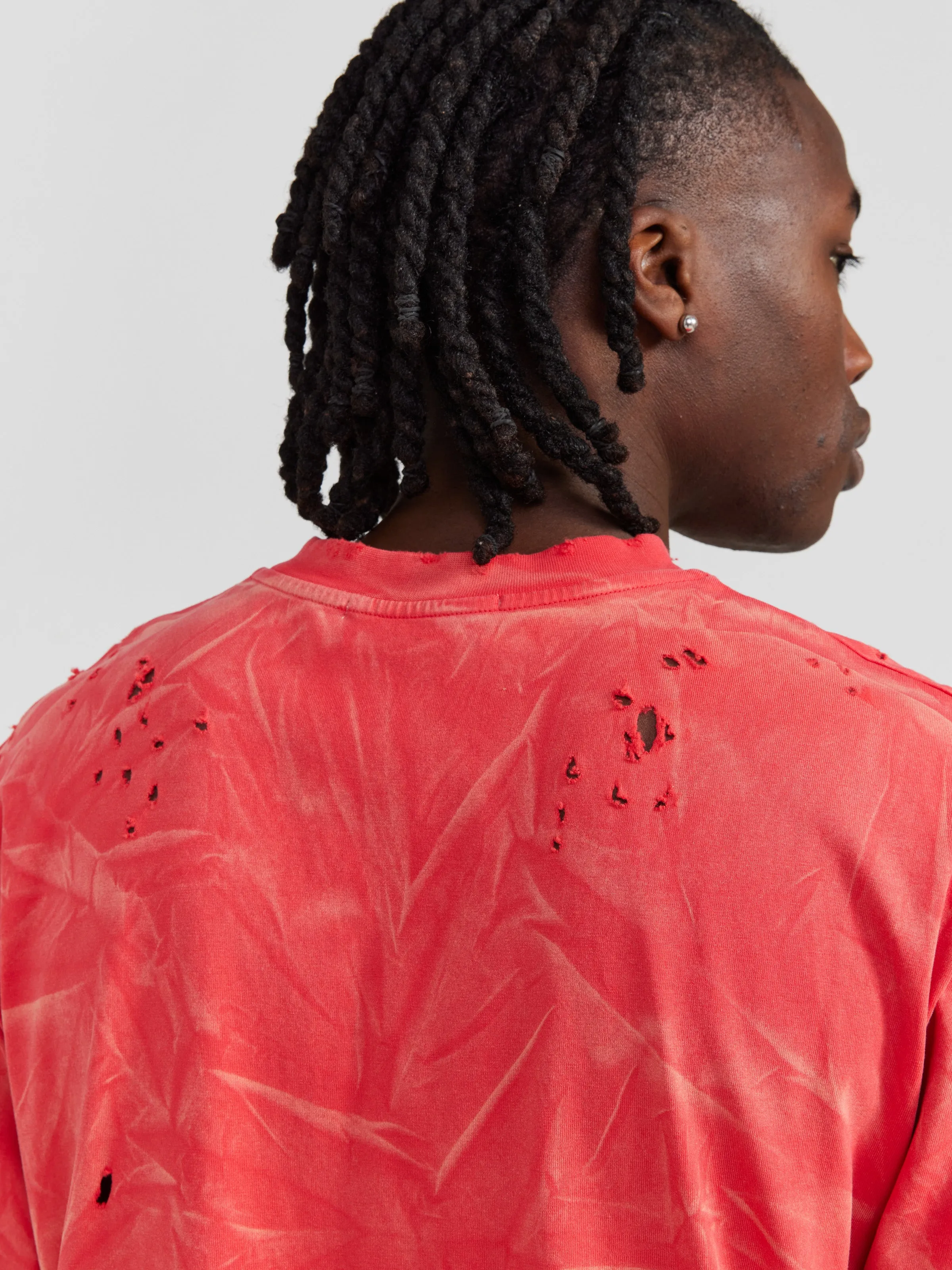 Distressed T-Shirt in Red sold by 424 product image thumbnail 5