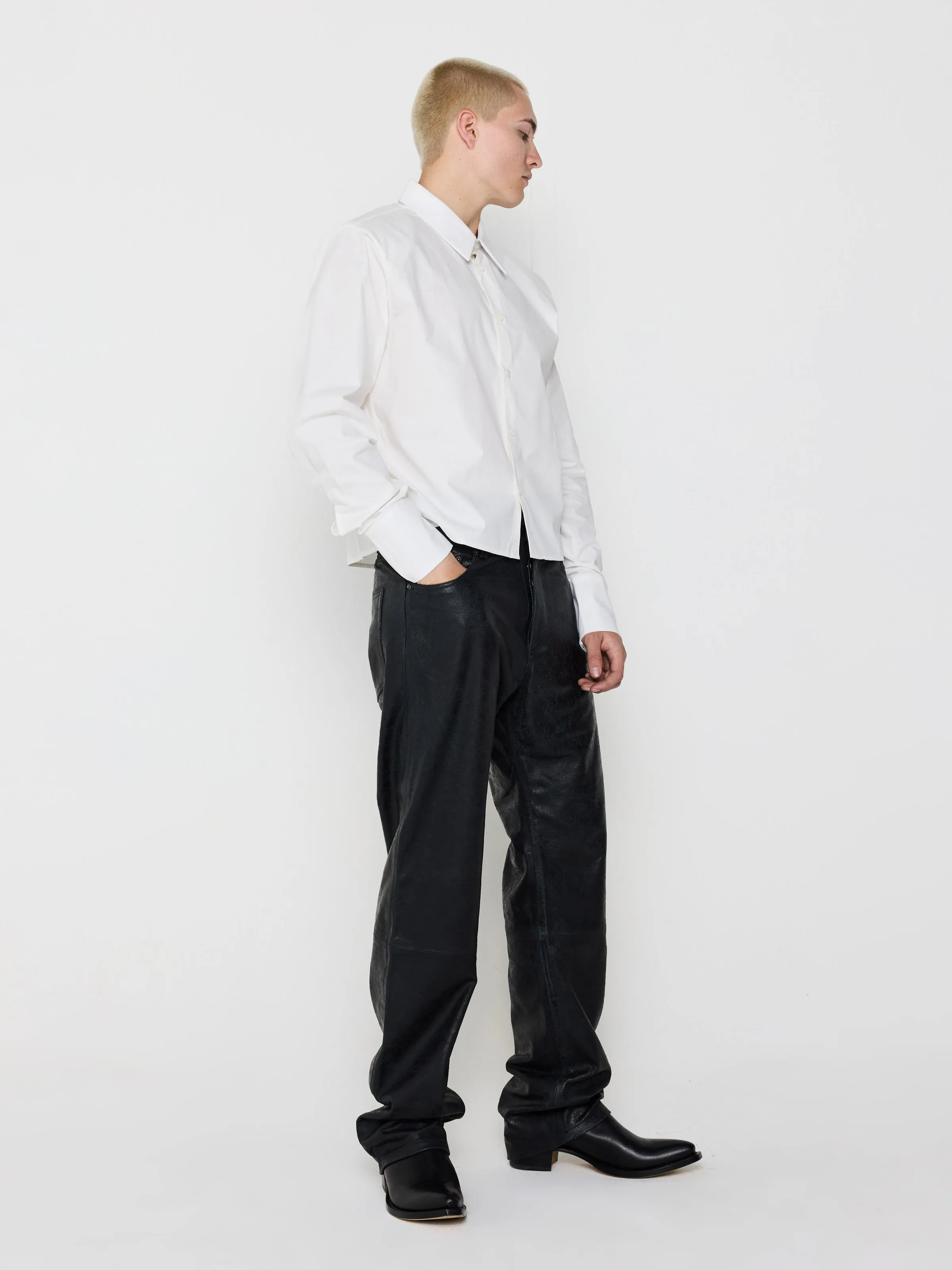 Cropped Shirt in White sold by 424 product image thumbnail 3