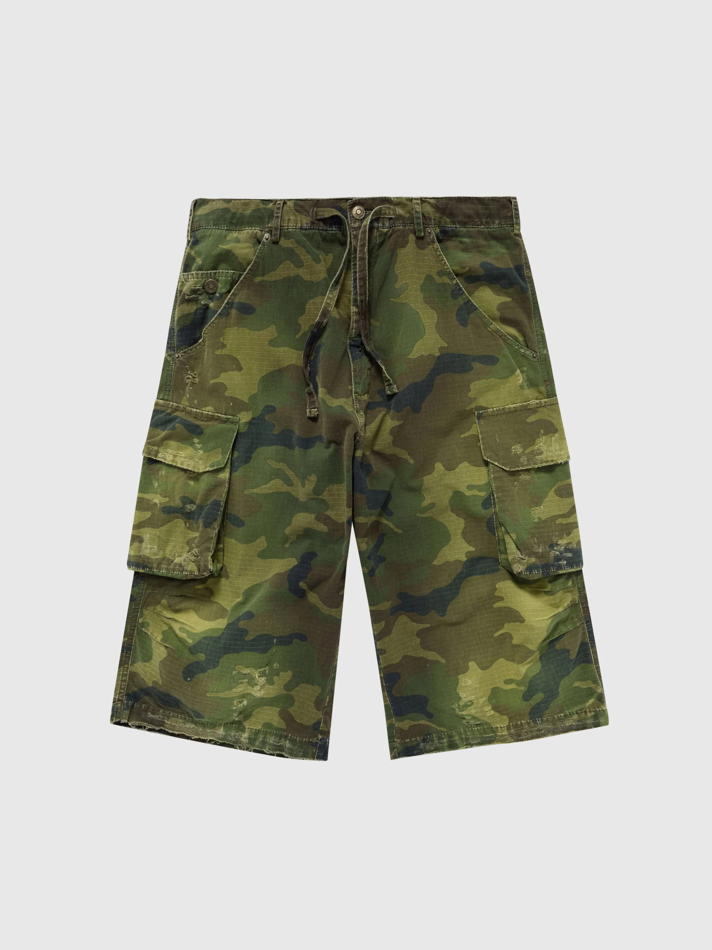 Bermuda Shorts in Camo | Parallel