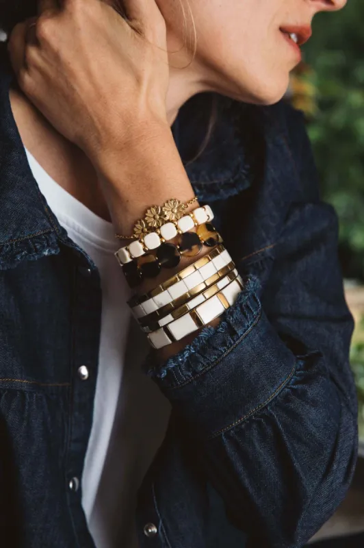 Gold and ecru Anthéa bracelet sold by Balzac Paris