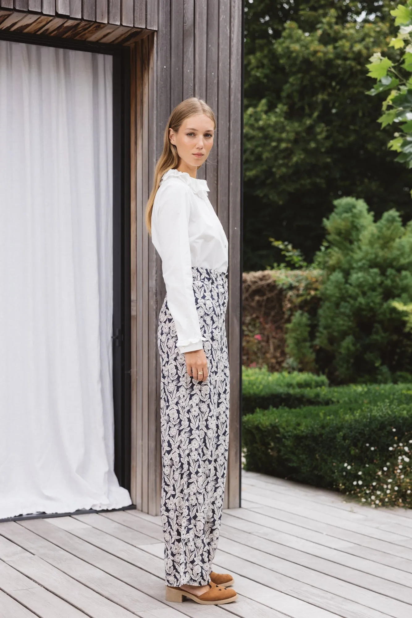 Lavandou pants with floral ornament print sold by Balzac Paris product image thumbnail 3