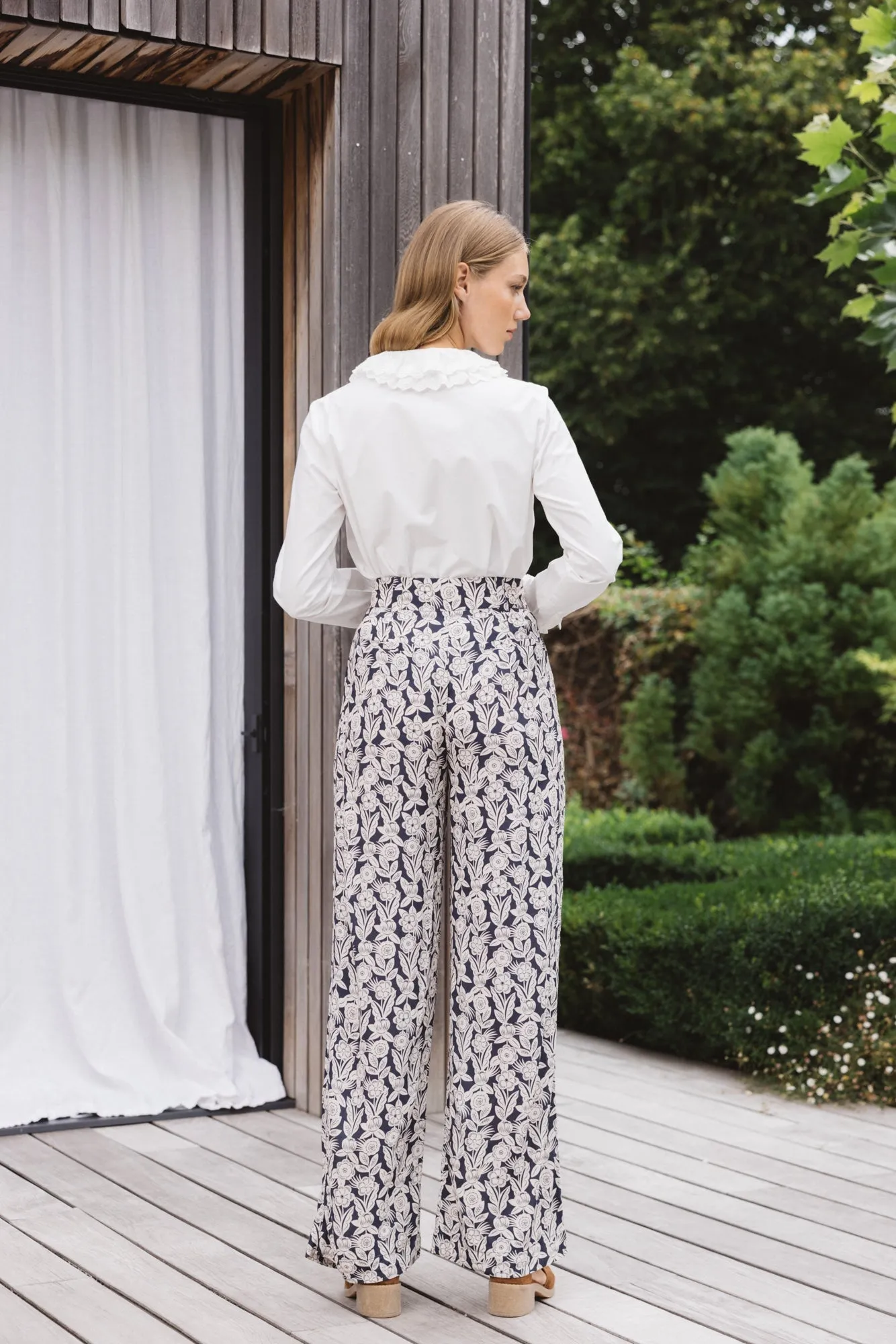 Lavandou pants with floral ornament print sold by Balzac Paris product image thumbnail 5