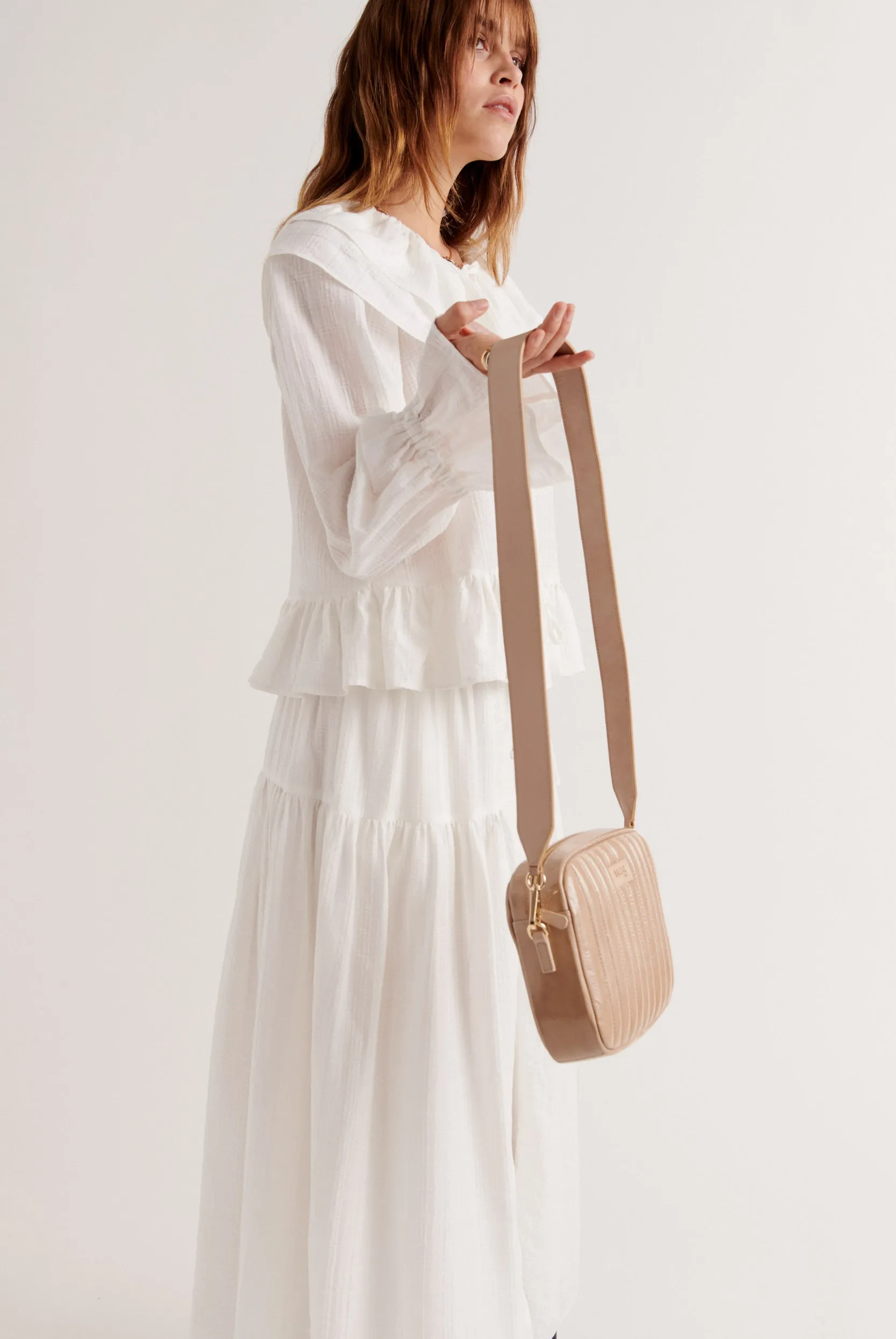 Taupe crinkled varnish Caesar bag sold by Balzac Paris product image thumbnail 4